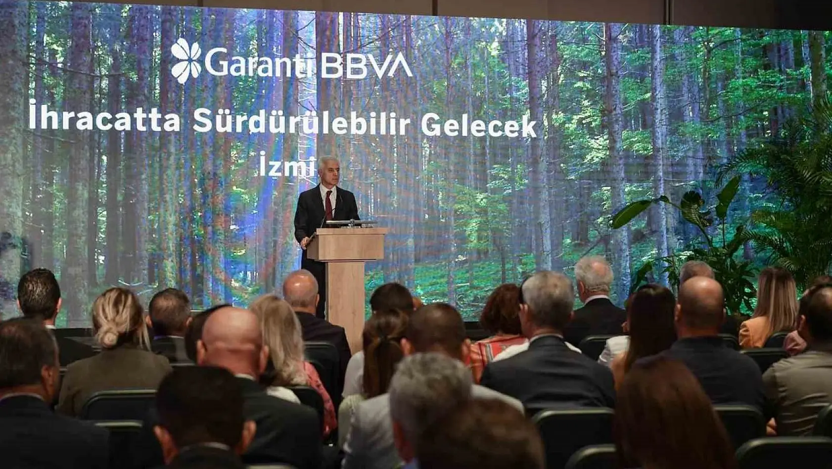 Garanti BBVA ile 'İhracatta Sürdürülebilir Gelecek' buluşmalarının üçüncüsü İzmir'de gerçekleşti