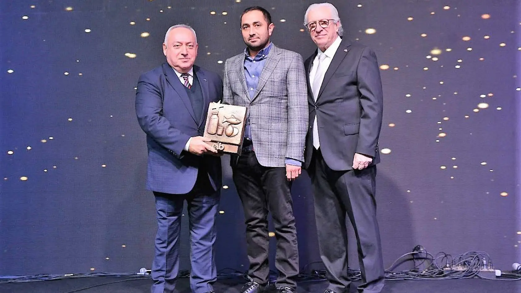 Gedik Piliç, Ege kanatlı rektöründe 2022'nin ihracat şampiyonu oldu