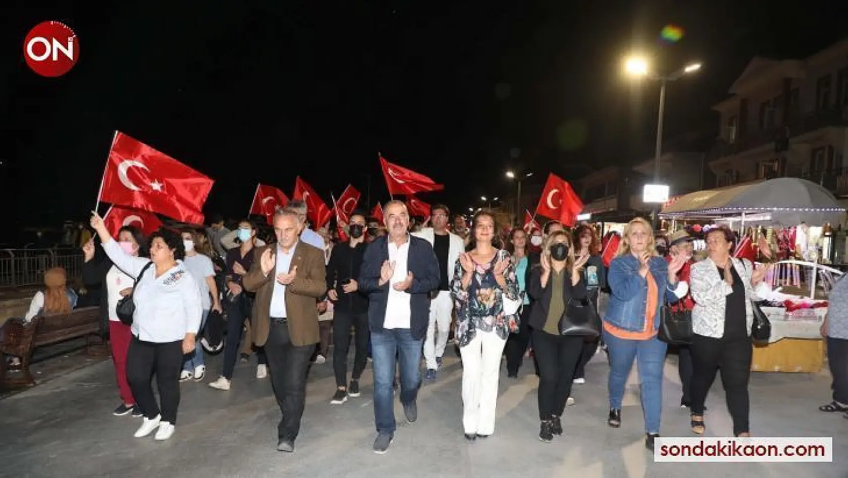 Genco Erkal, Kurtuluş Gününde Ahmed Arif şiirleriyle Mudanya'daydı