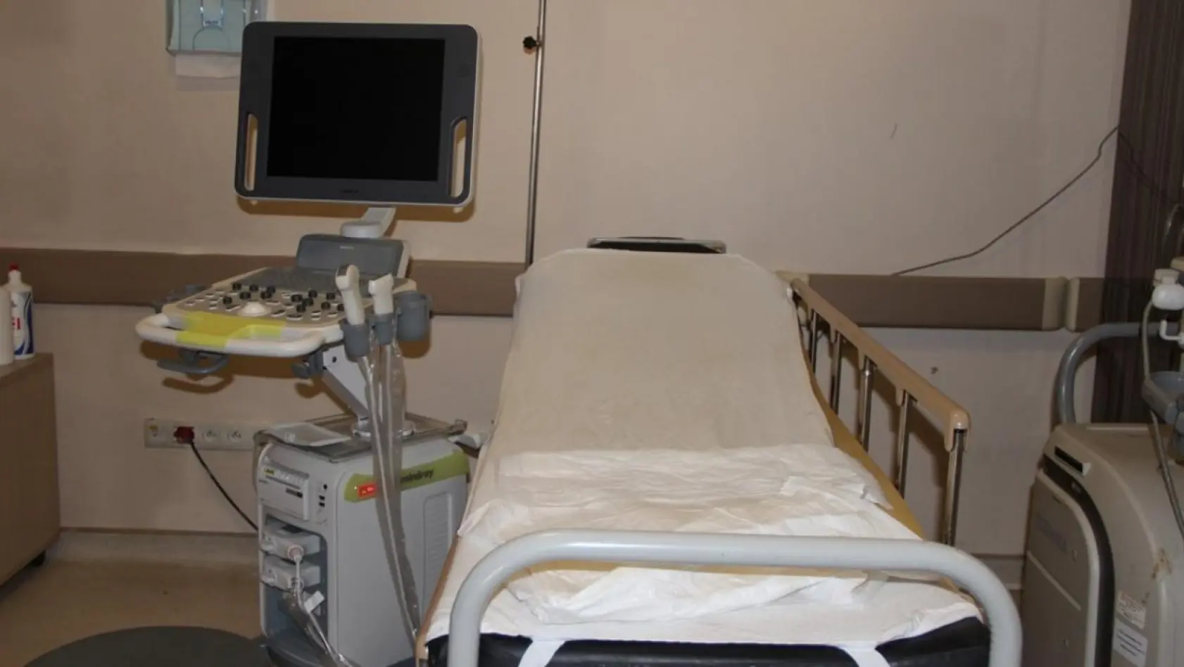 Hastaneye, üst düzey ultrasonografi cihazları ve anestezi cihazı alındı
