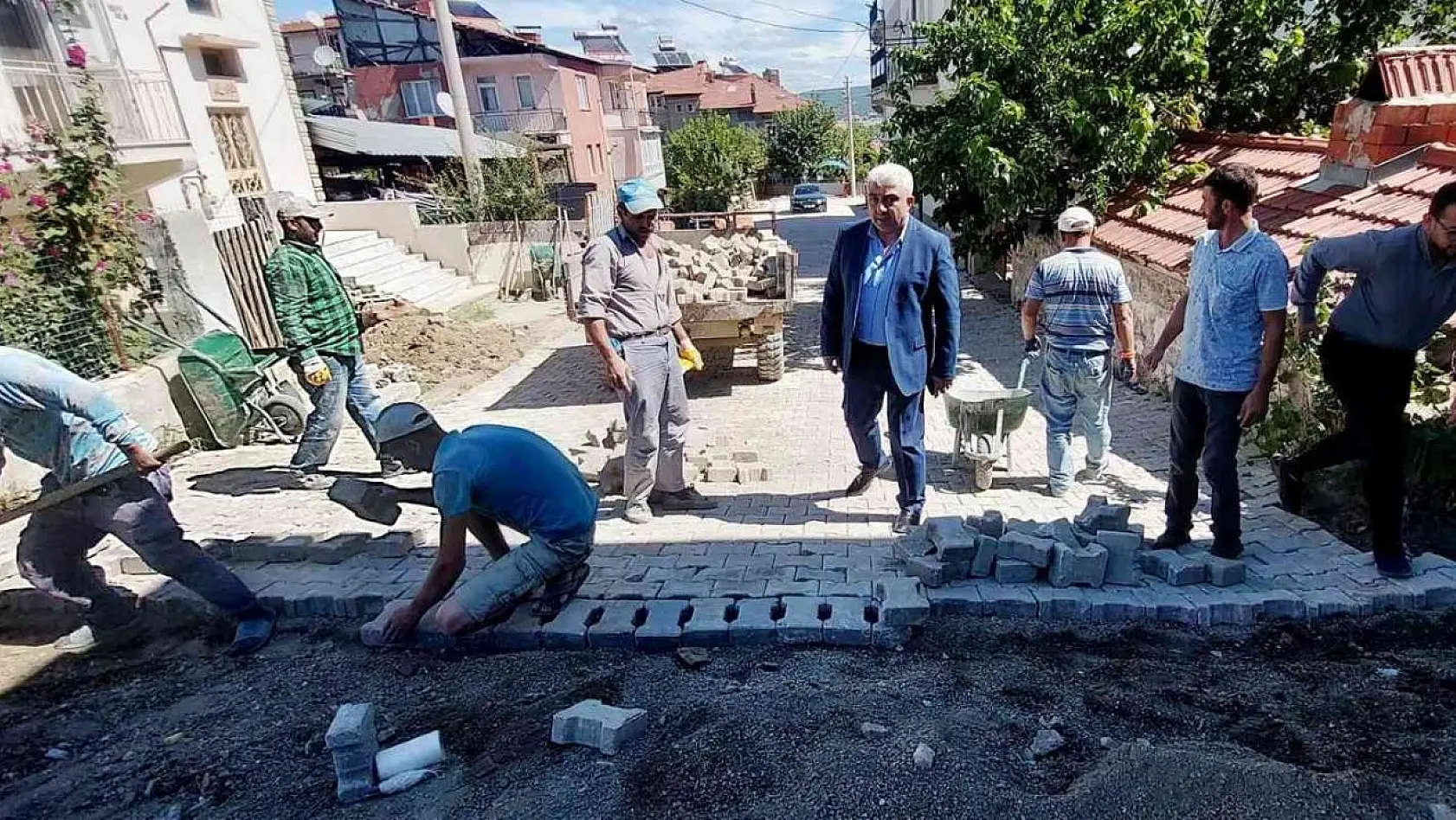 Hisarcık'ta üst yapı çalışmaları devam ediyor