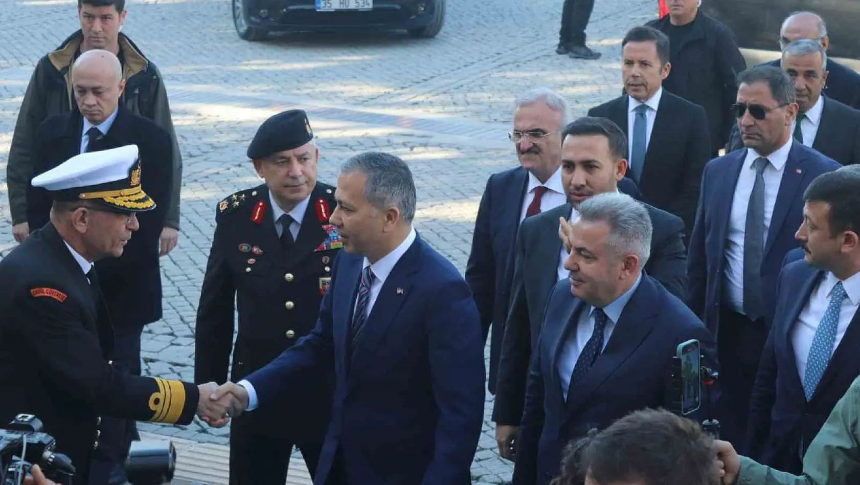 İçişleri Bakanı Ali Yerlikaya'dan İzmir'e ziyaret