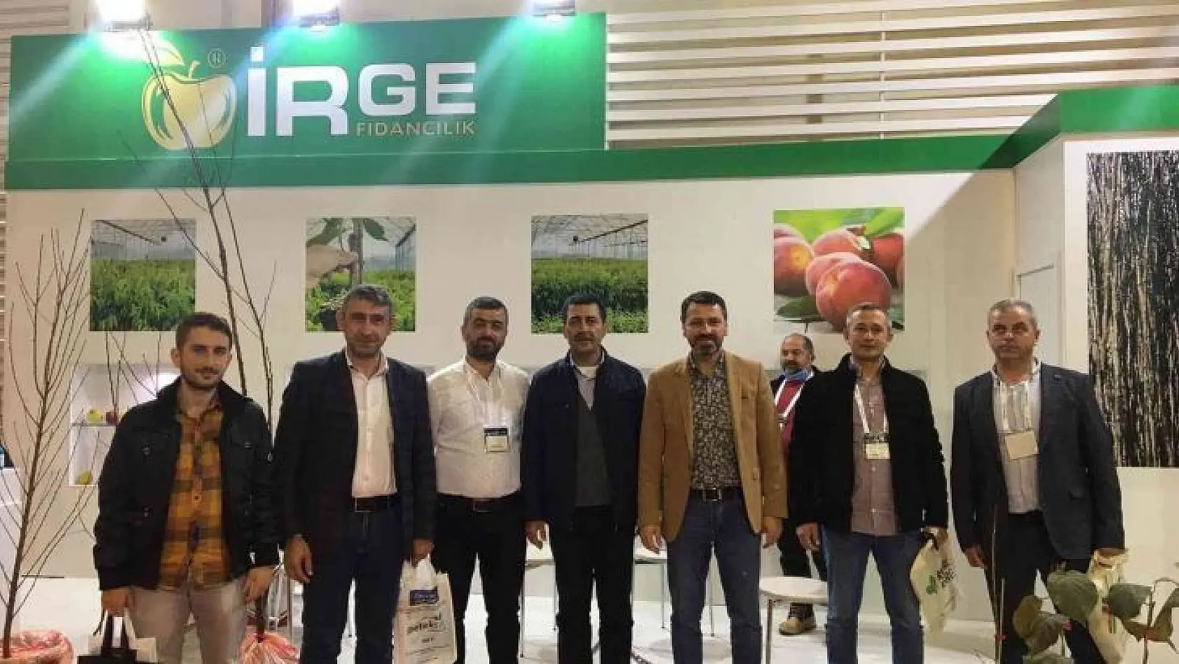 İnegöllü çiftçiler tarımdaki yenilikleri Antalya Fuarında inceledi