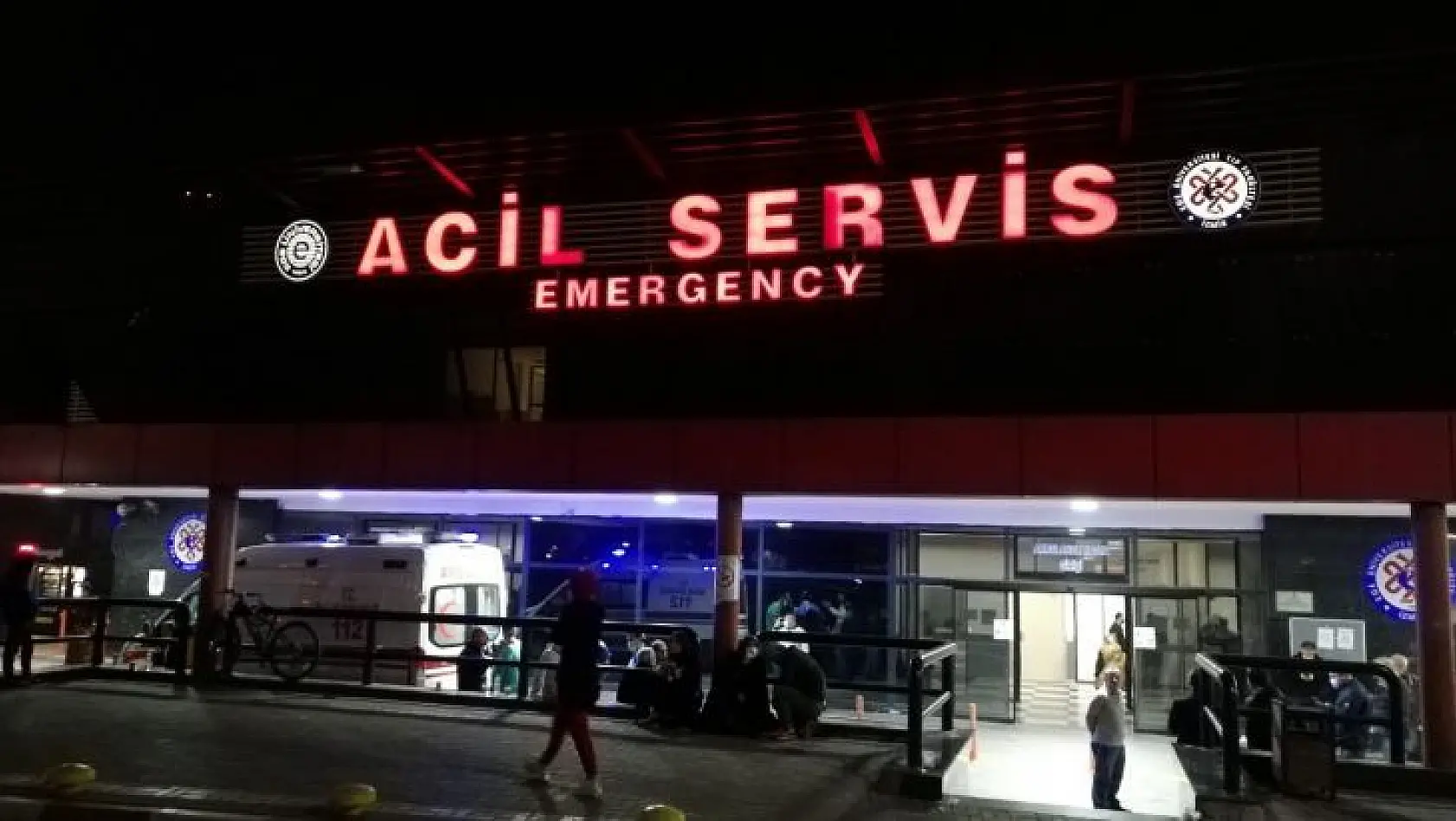 İzmir'de 'küfürleşme' kavgası kanlı bitti: 1 ölü, 5 yaralı