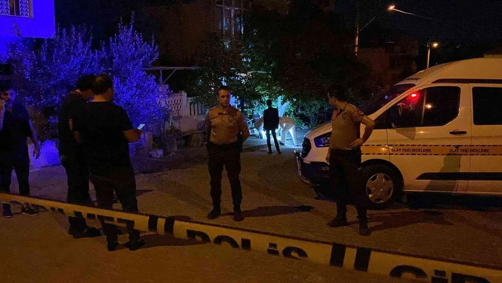 İzmir'de damat dehşet saçtı: 2 ölü, 1 yaralı