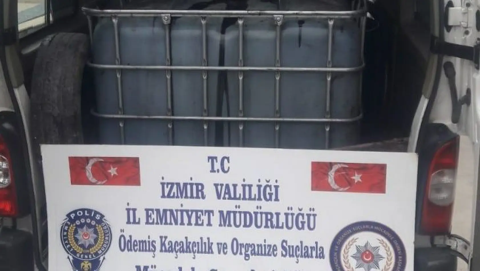 İzmir'de polisten kaçak akaryakıt operasyonu