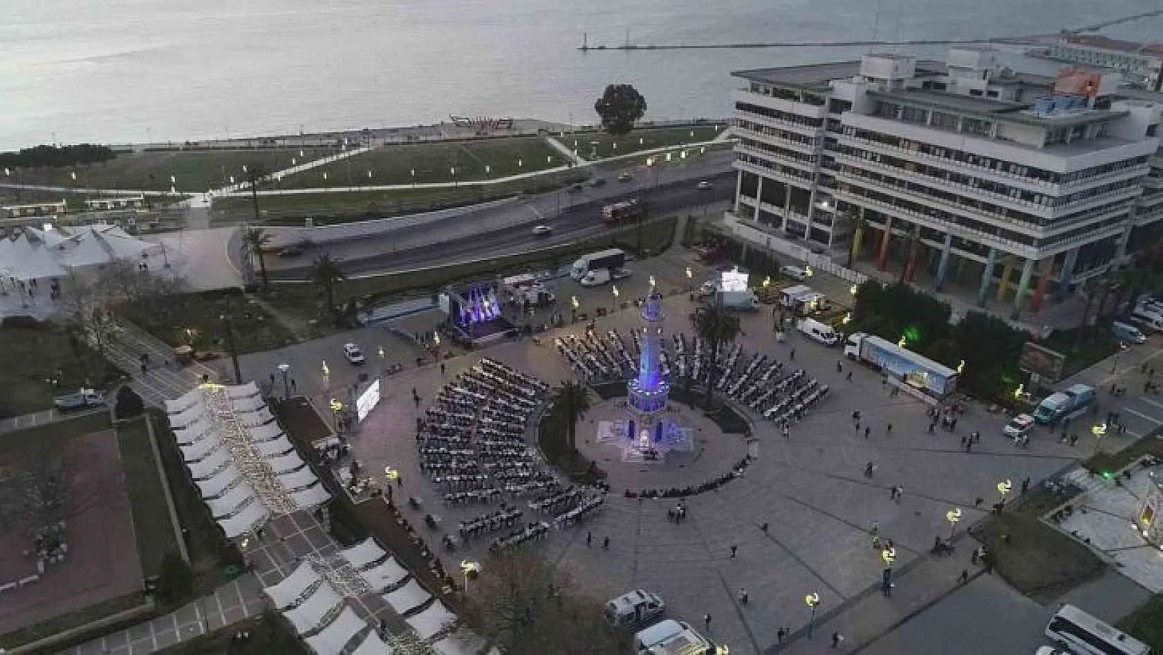İzmir'de Ramazan dayanışması için 53 milyon liralık destek