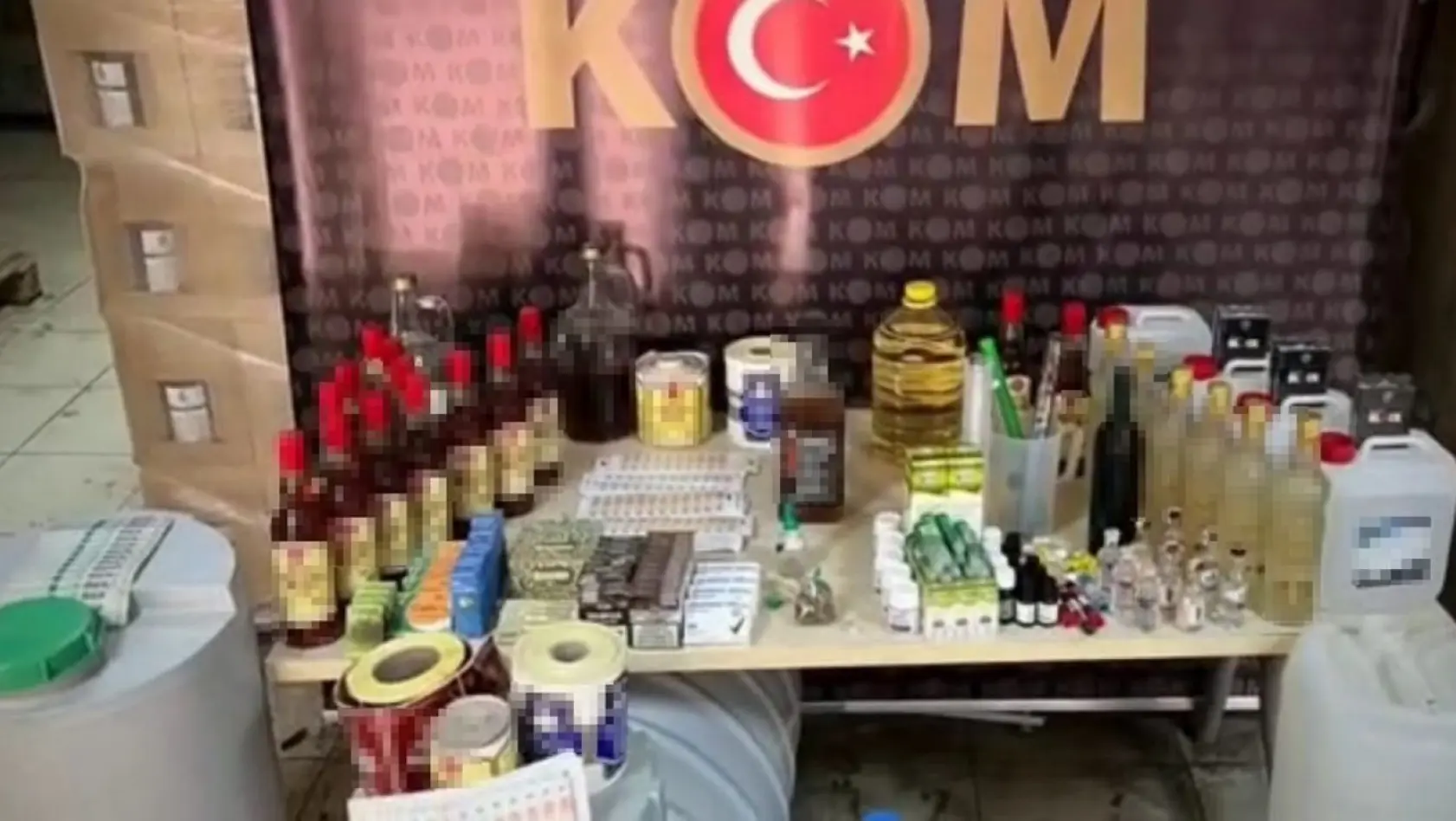 İzmir'in 6 ilçesinde sahte içki şebekesine operasyon: 32 gözaltı