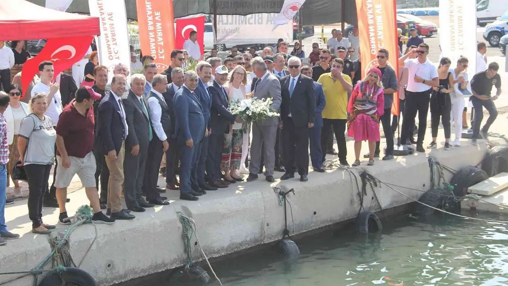 İzmirli balıkçılar 'Vira Bismillah' dedi