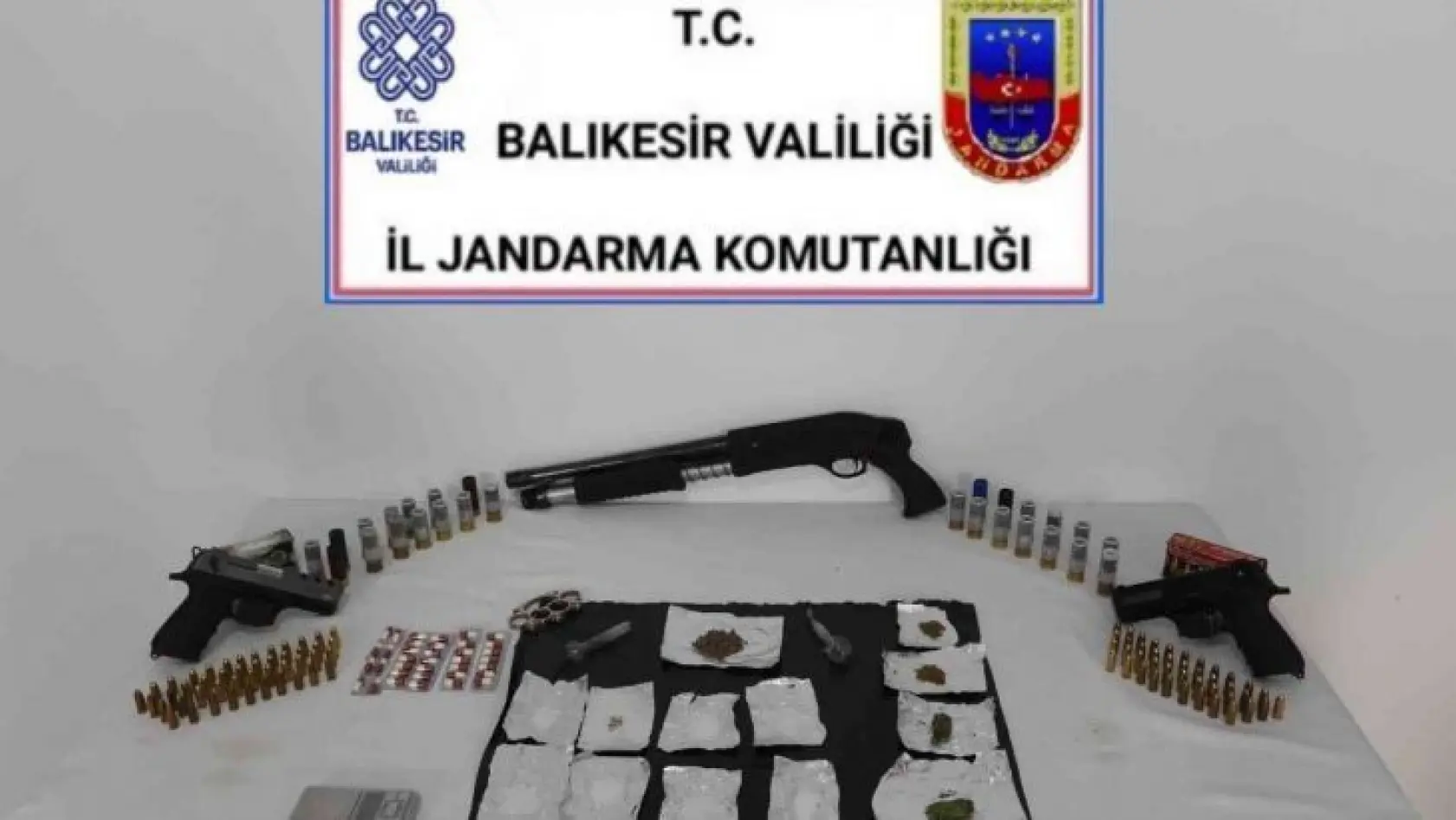 Jandarma'dan uyuşturucu satıcılarına geçit yok