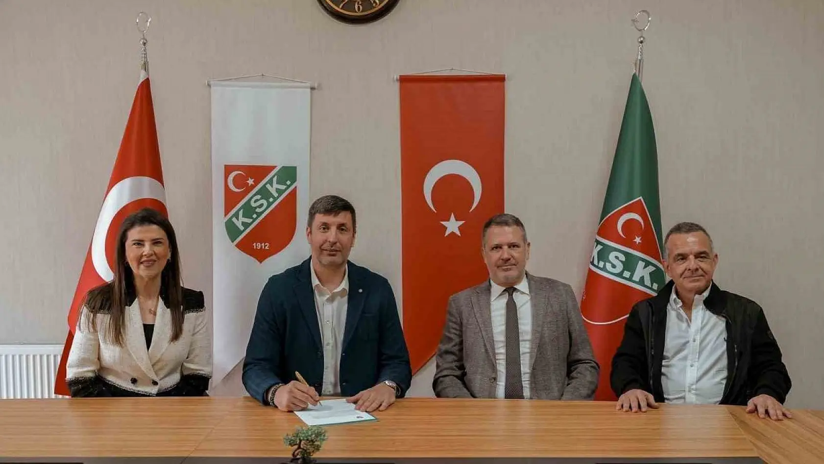 Karşıyaka'da Basketbol Altyapı Koordinatörü İnanç Koç oldu