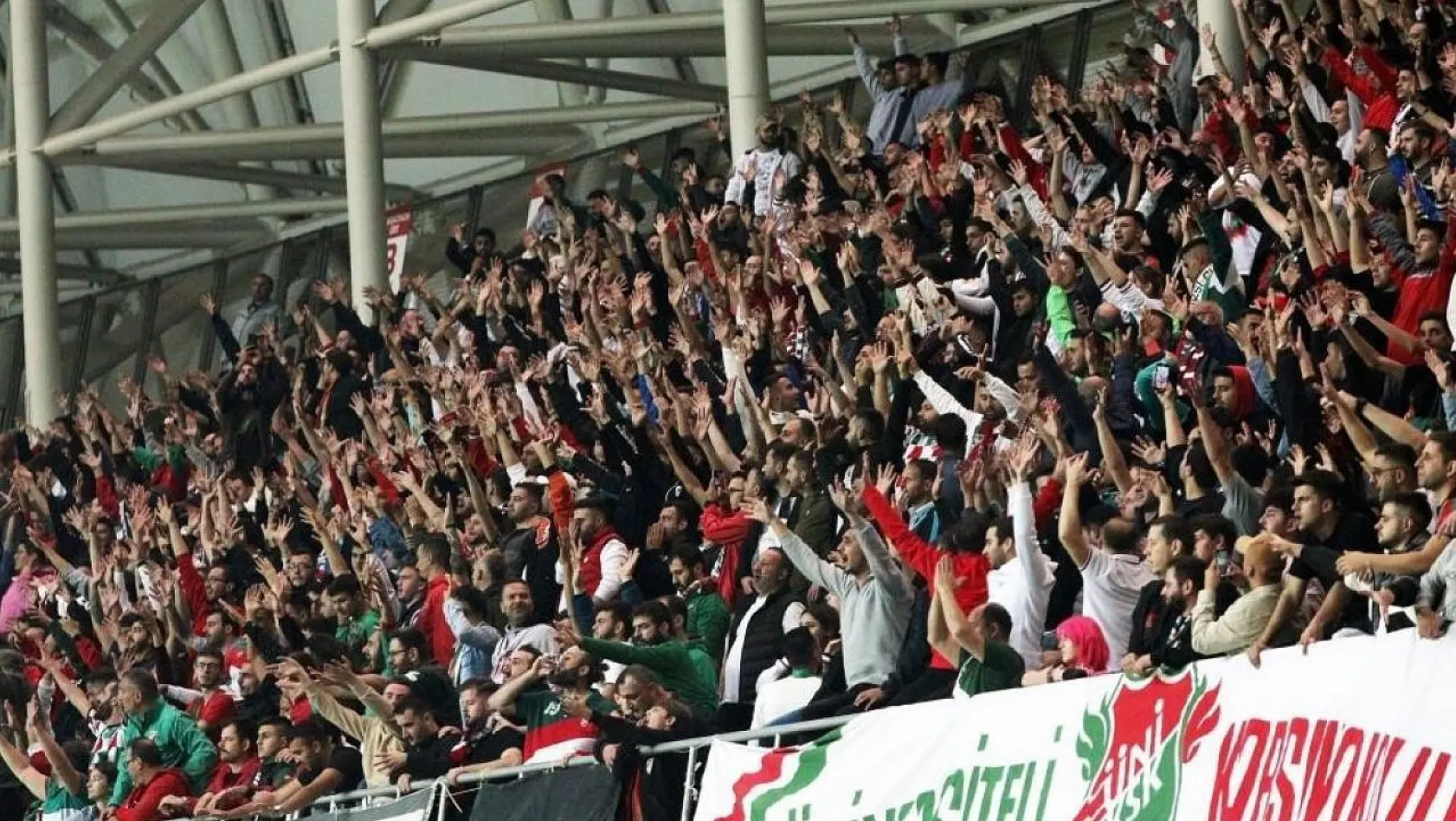Karşıyaka - Yeni Mersin İdman Yurdu maçının biletleri satışa çıktı