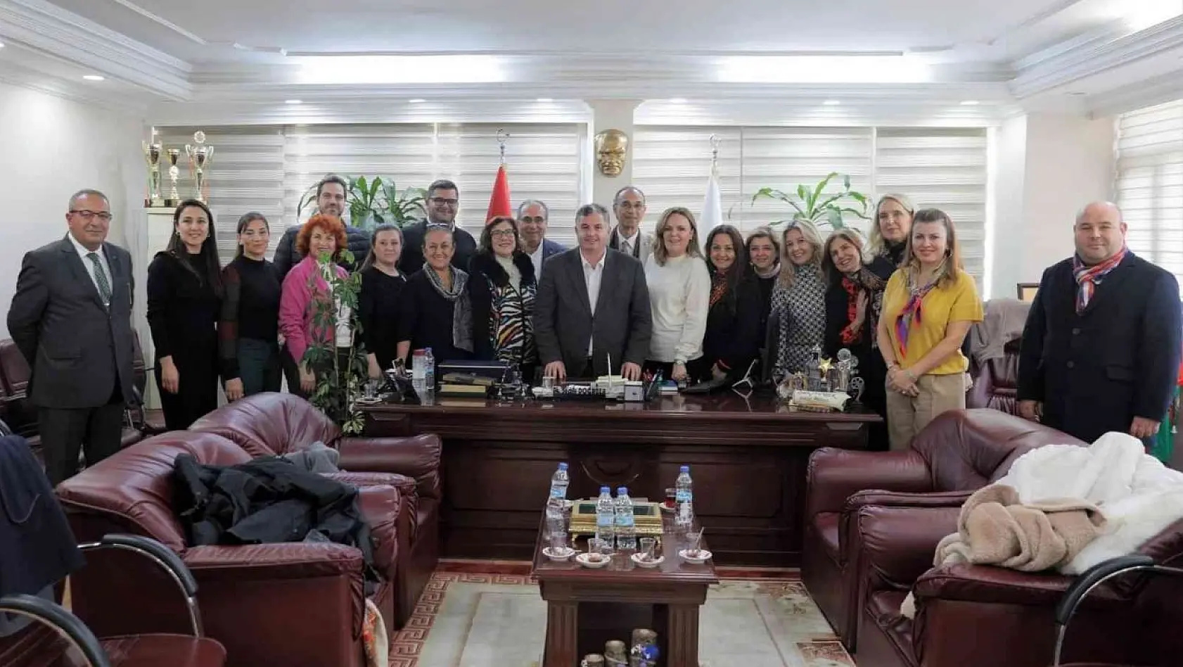 Kınık Belediyesi ve EBSOV Kadınlar Birliği buluşması