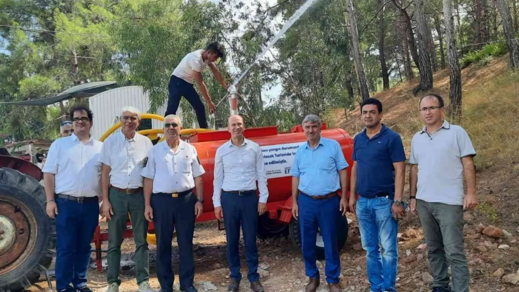 Köyceğiz'e yangınla mücadele amaçlı su tankeri teslim edildi