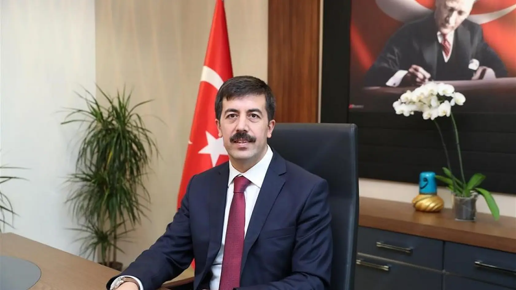 KSBÜ'nün yeni rektörü Prof. Dr. Ahmet Tekin oldu