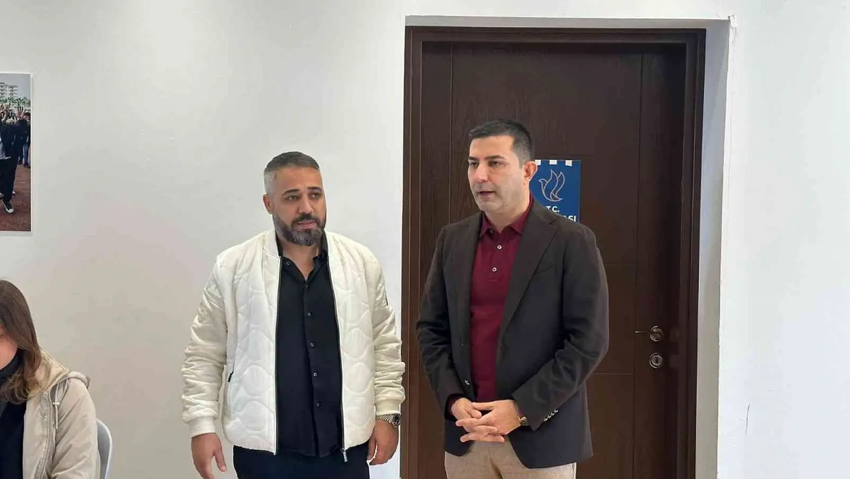 Kuşadasıspor'da Emiroğlu tekrar başkan seçildi