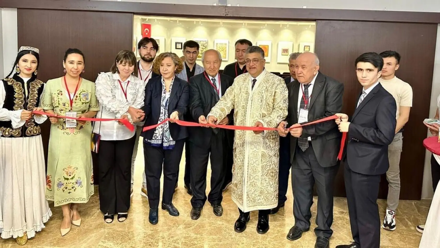 Kütahya'da 'Özbekistan'dan Bahar Nefesi' başlıklı etkinlik