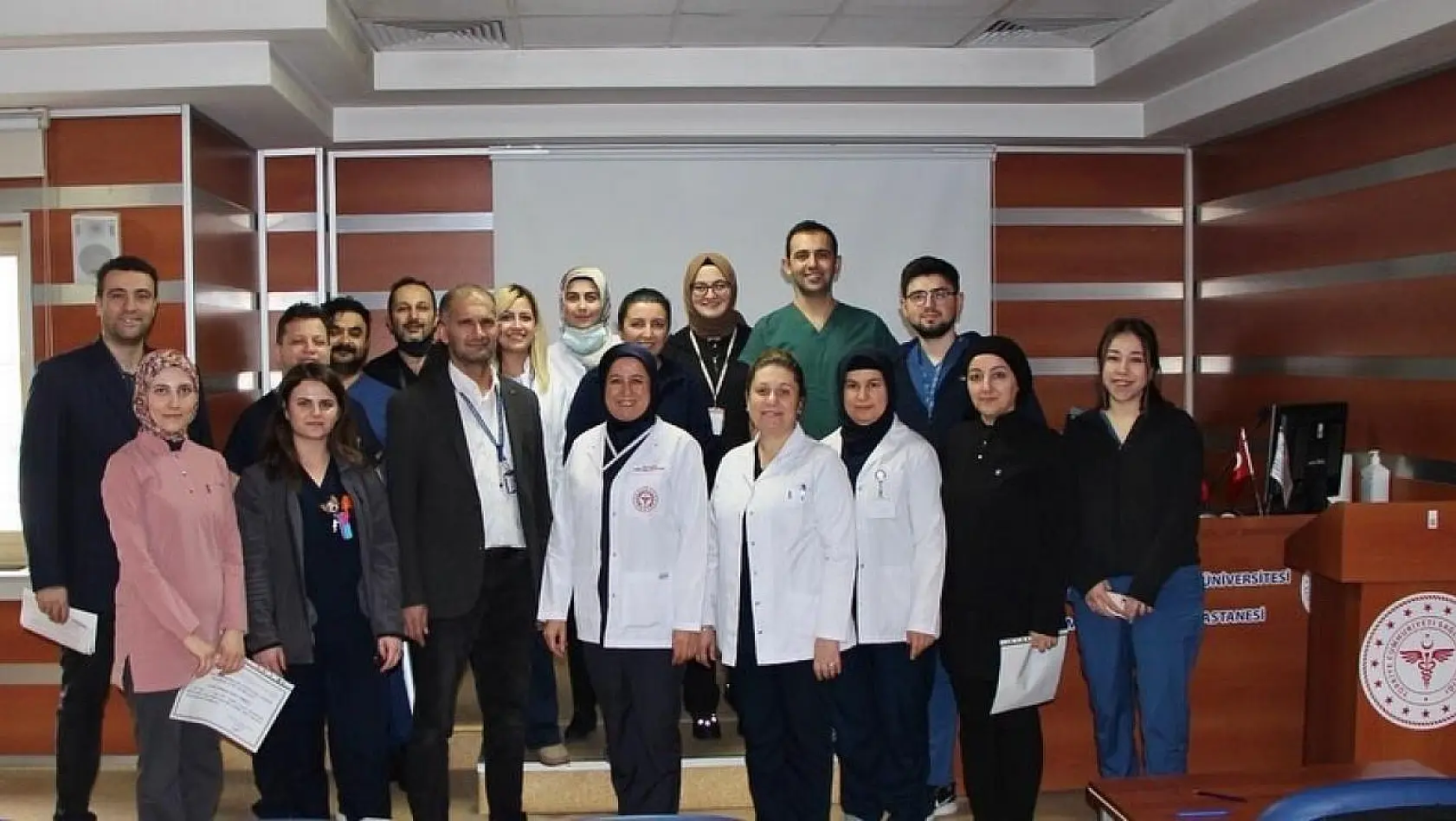 Kütahya Evliya Çelebi Hastanesinde Yoğun Bakım Hemşireliği eğitim programı