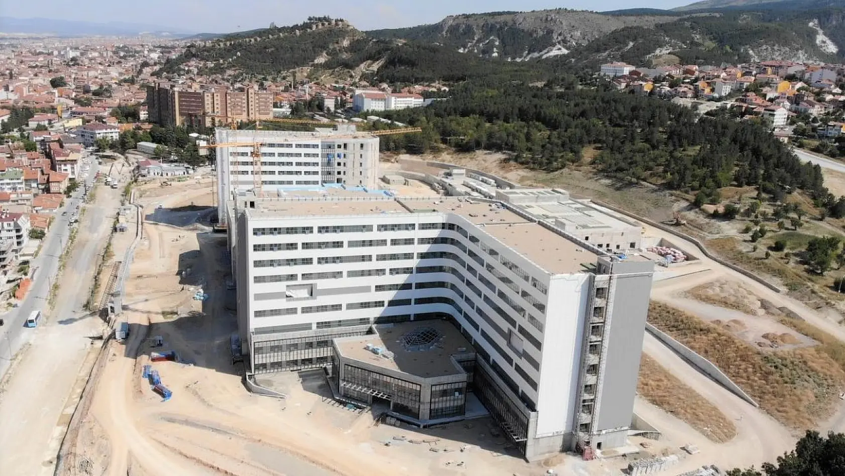Kütahya Şehir Hastanesi inşaatı devam ediyor