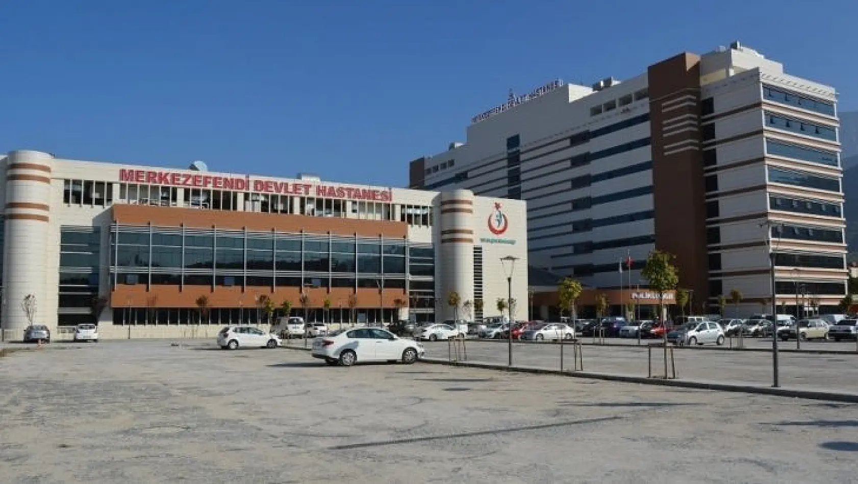 Manisa'da pandemi hastanesi normale dönüyor