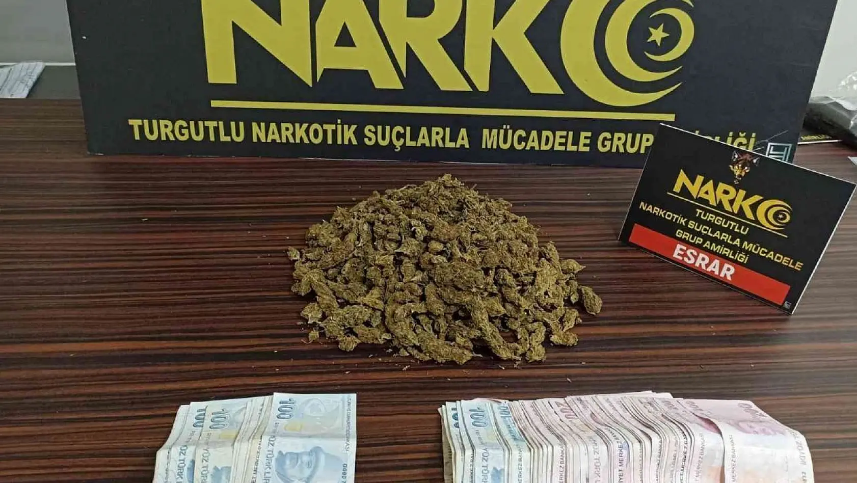 Manisa'da uyuşturucu operasyonu: 4 tutuklama