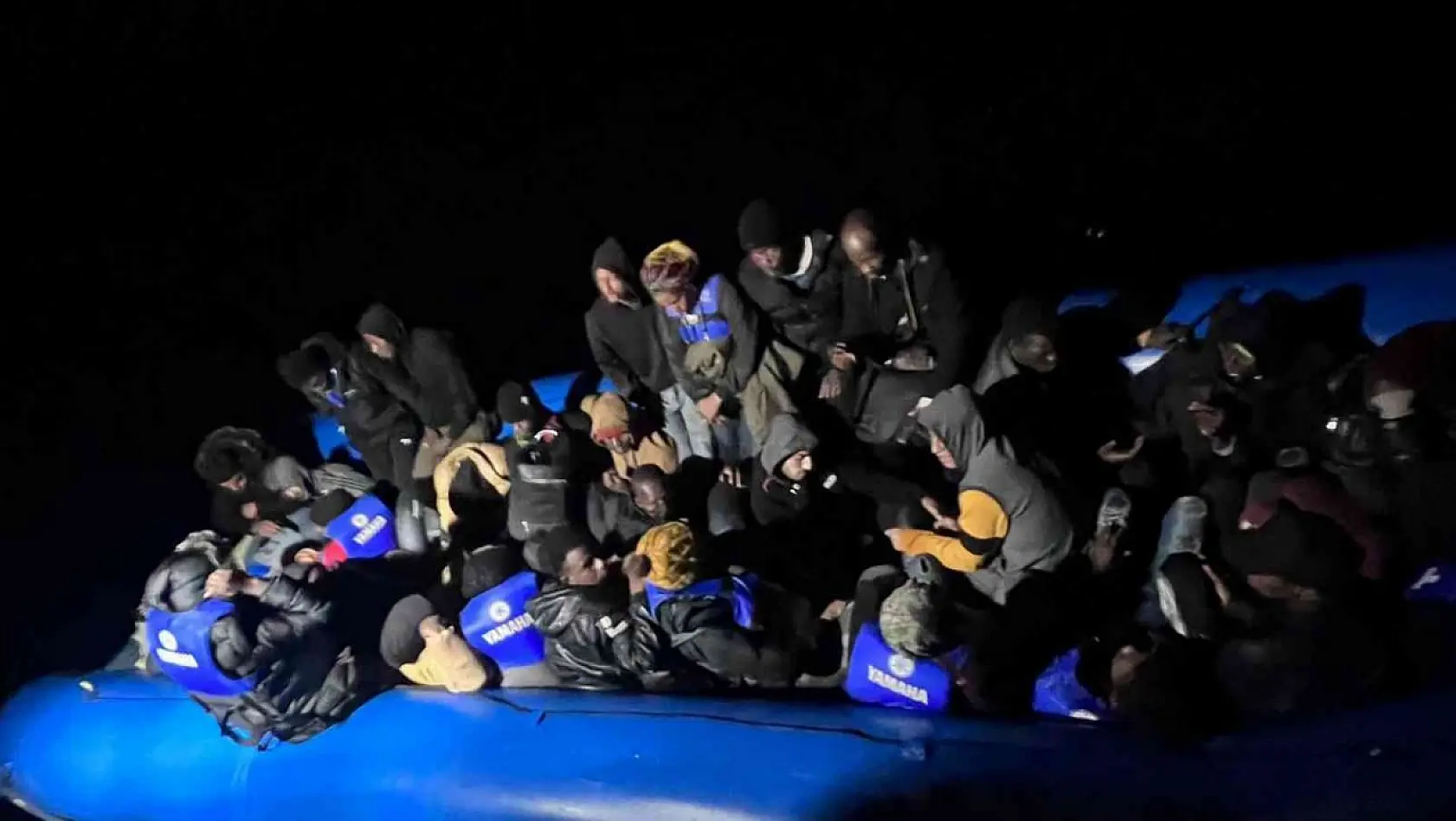Marmaris ve Datça'da 80 düzensiz göçmen kurtarıldı