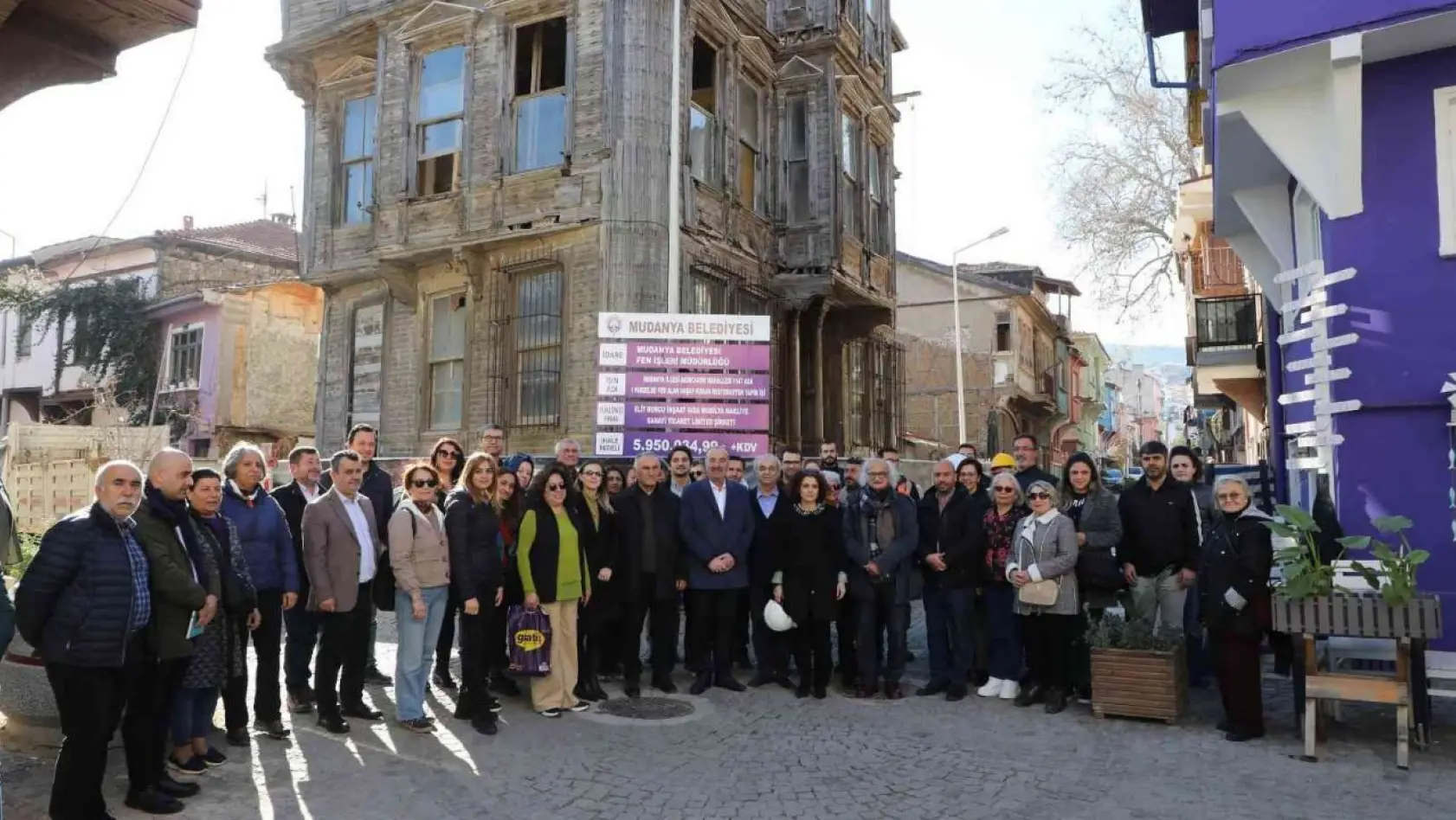 Mudanya Girit Sokağı'nda tarihi konak restorasyonu başladı