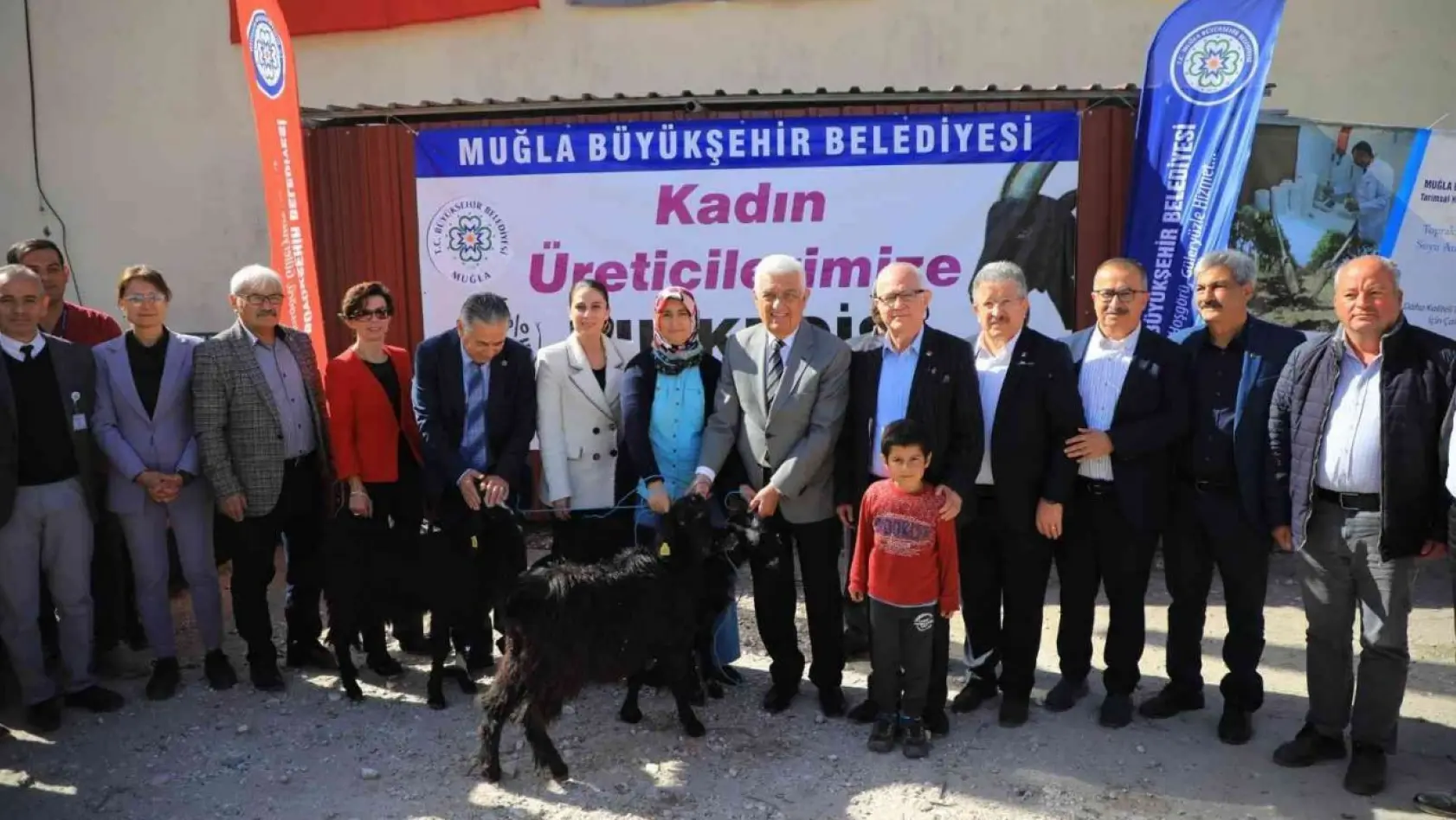 Muğla Büyükşehir Belediyesi'nden Yatağan'a Kıl Keçisi desteği