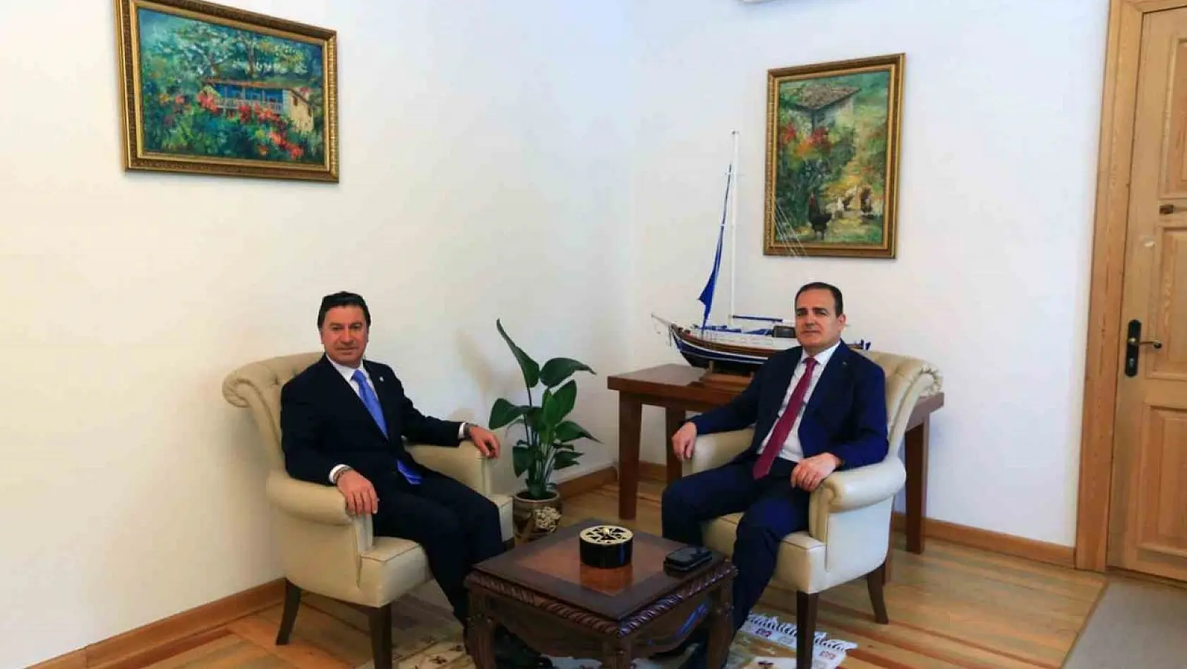 Muğla Valisi Akbıyık'tan Başkan Aras'a 'Hayırlı olsun' ziyareti