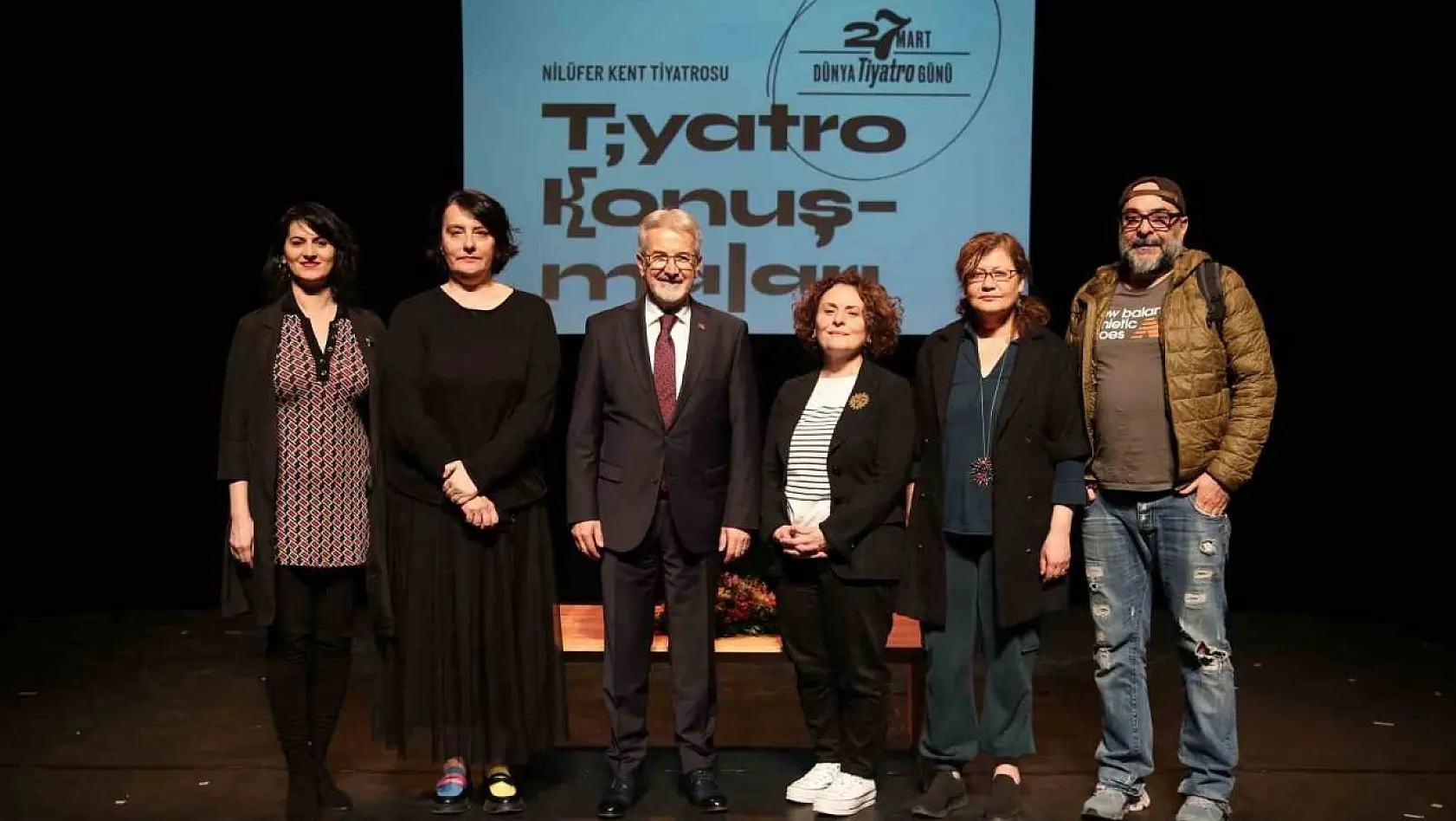 Nilüfer'de Dünya Tiyatro Günü'nde felaketlerin sanata yansımasını konuştular