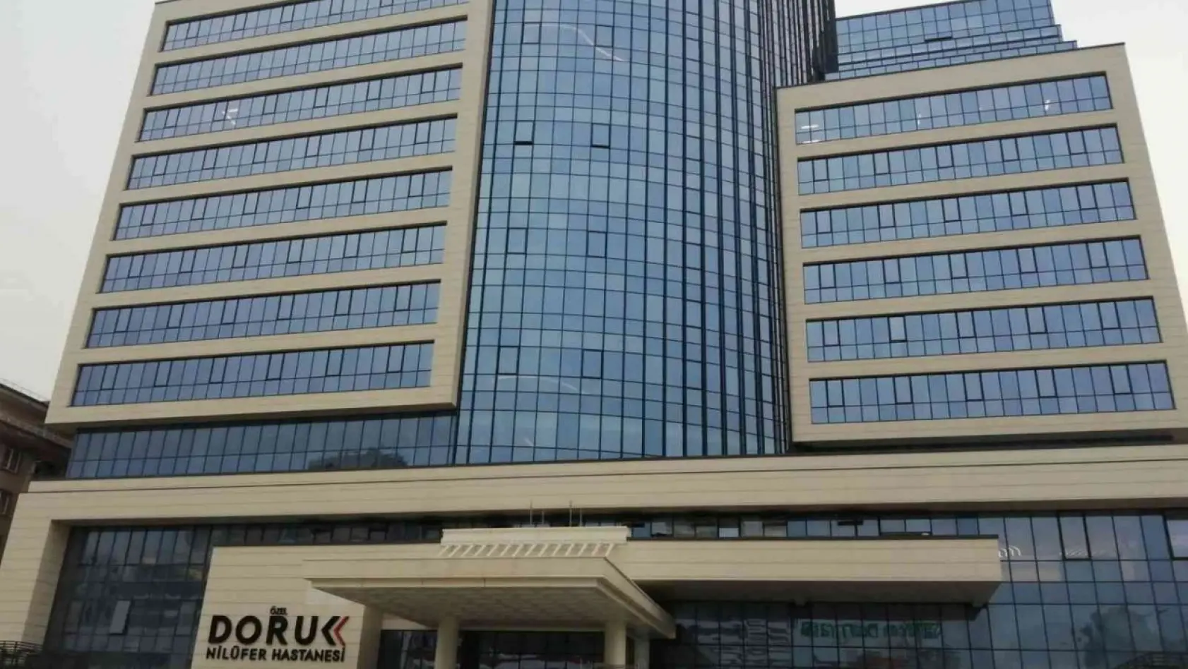 Otel ve AVM konforunda hastane açılması için gün sayıyor