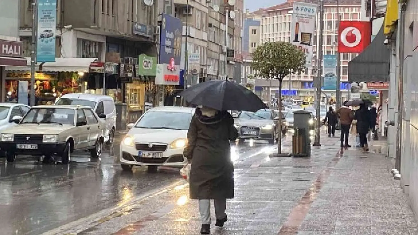 (ÖZEL) Kar yağışı öncesi Balıkesir'de yağmur etkili oldu
