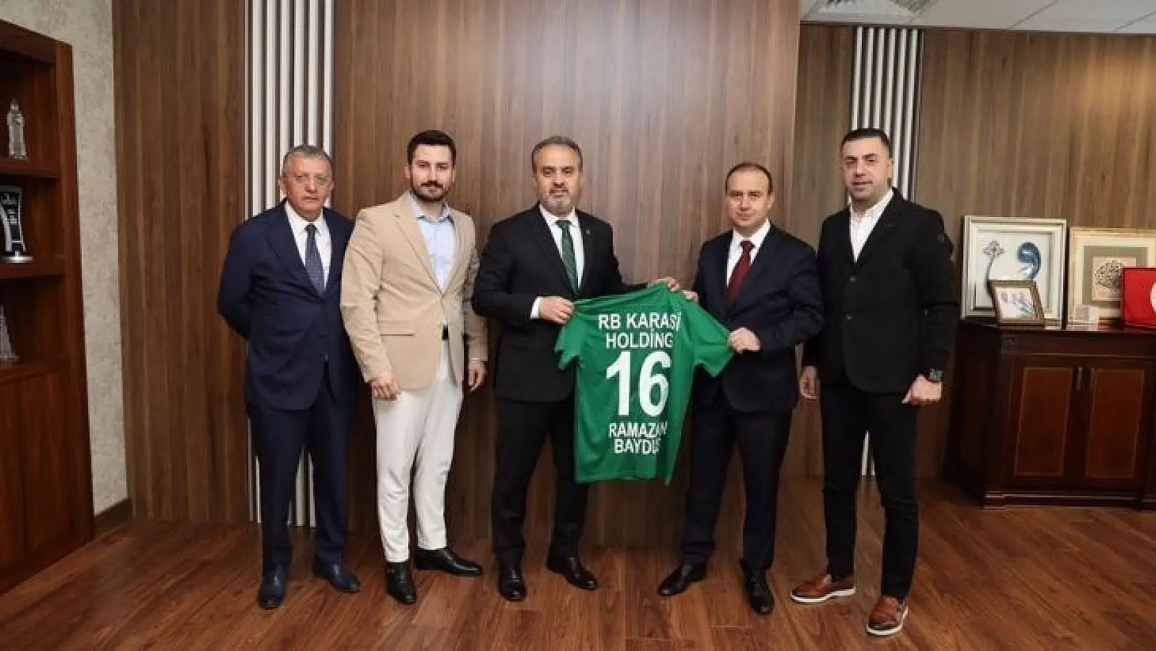RB Karesi Tekstil'den Bursaspor'a destek
