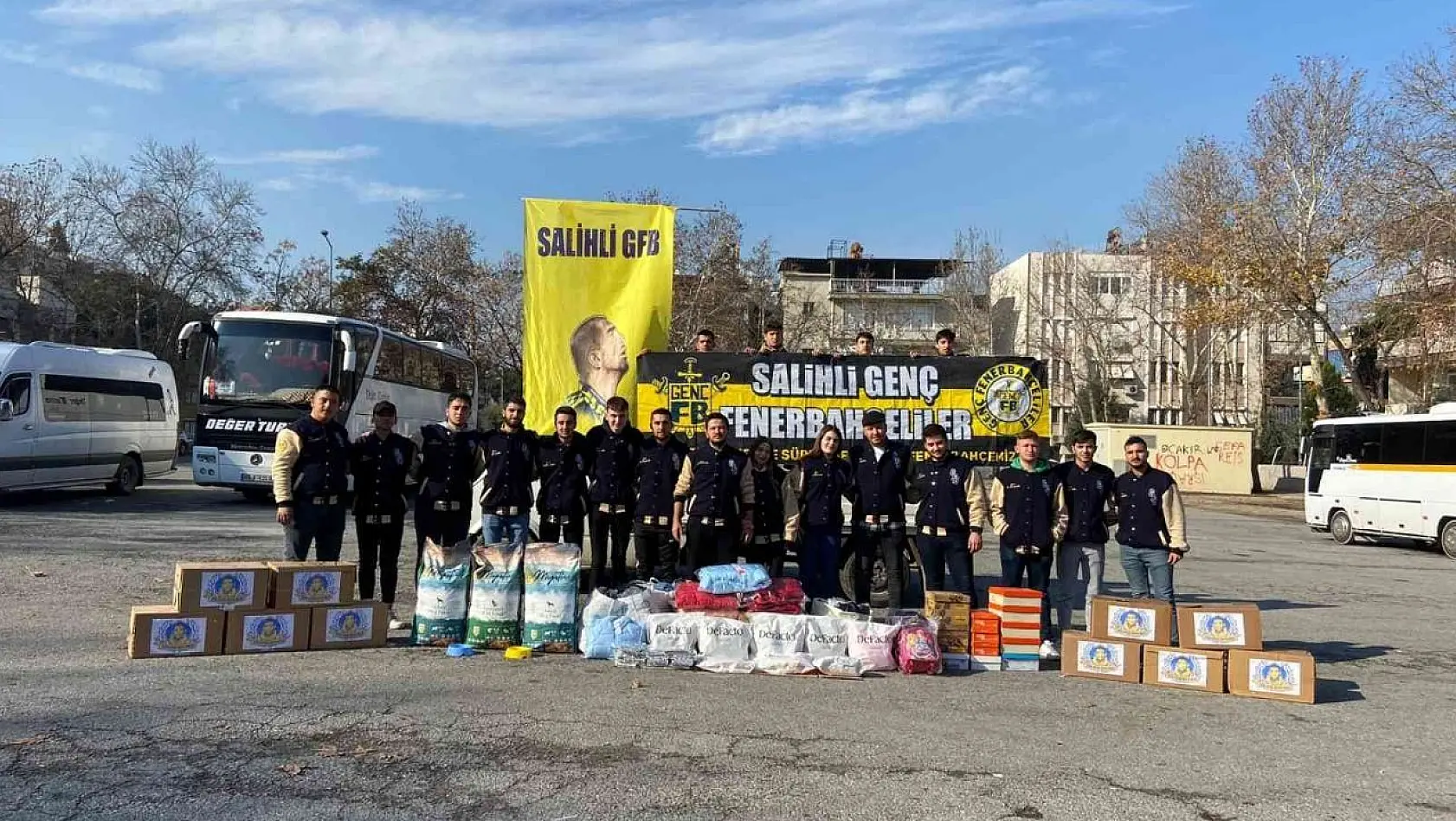 Salihli Genç Fenerbahçelilerden yardım eli