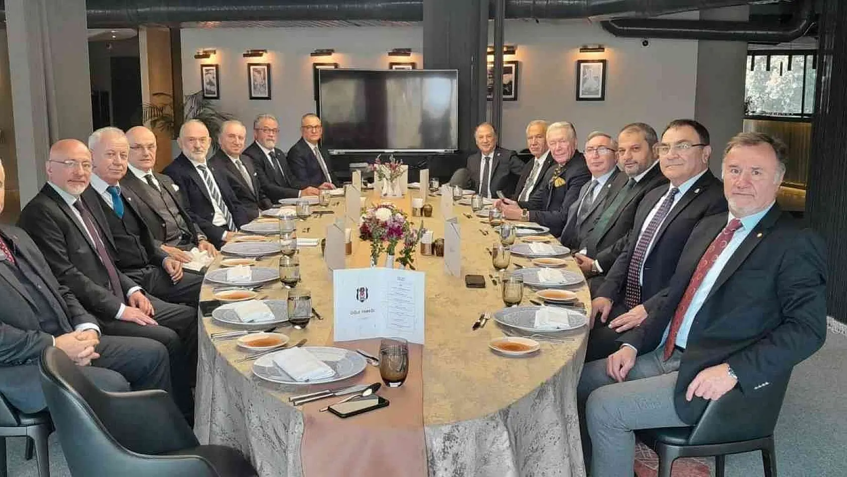 Şampiyon başkanlar İstanbul'da buluştu