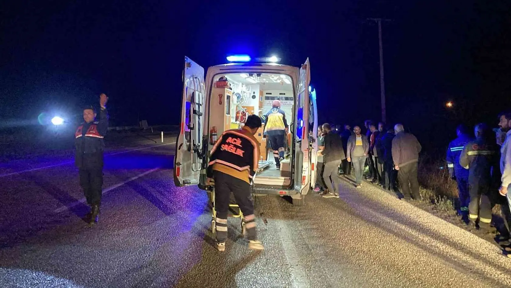 Sarıgöl'de trafik kazası: 7 yaralı