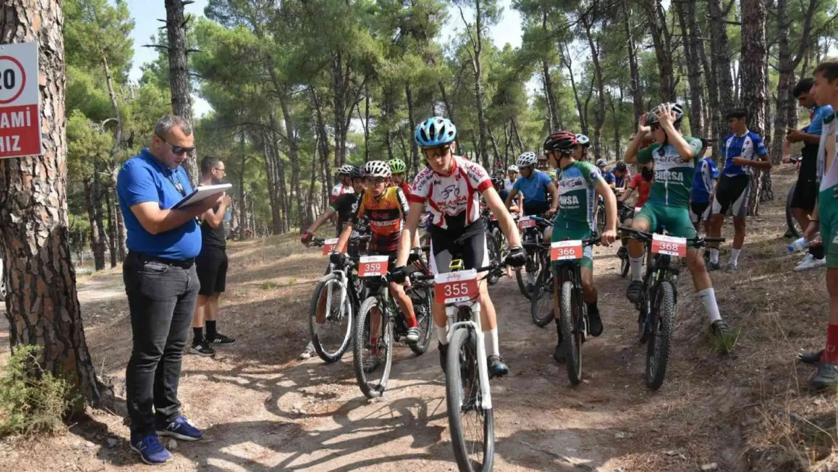 Sındırgı'da Dağ Bisikleti yarışmaları yapıldı