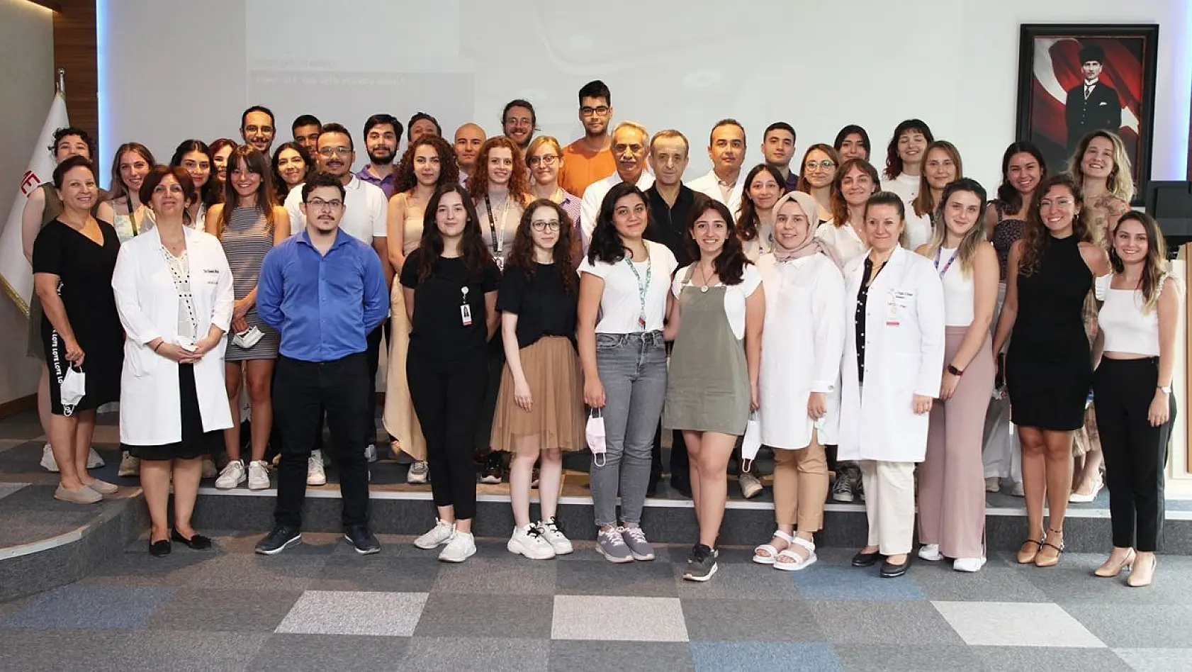 Son sınıf tıp öğrencilerine 'akademik yıla merhaba' töreni