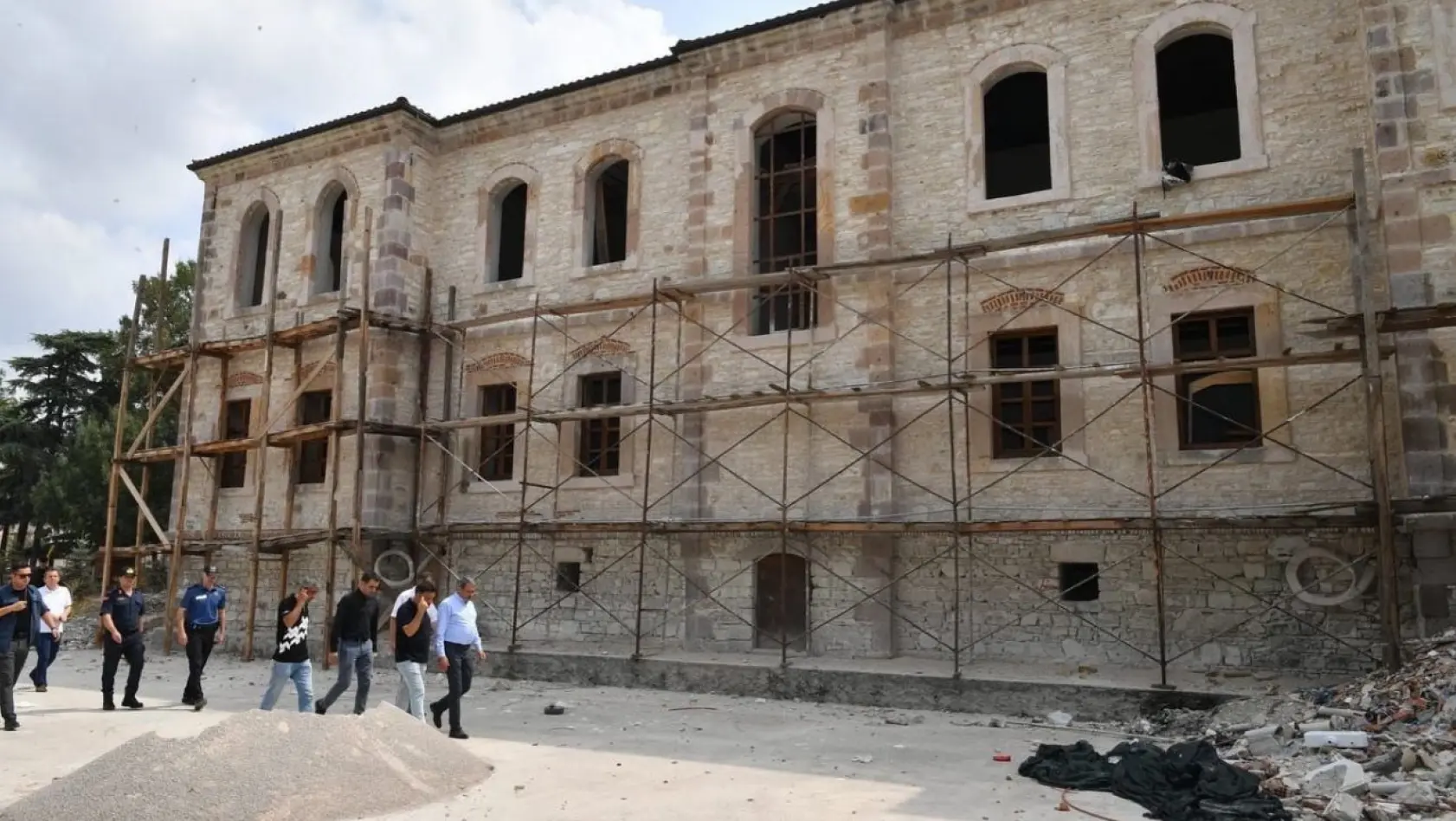 Tarihi Gazi Evronos Ortaokulu restore ediliyor