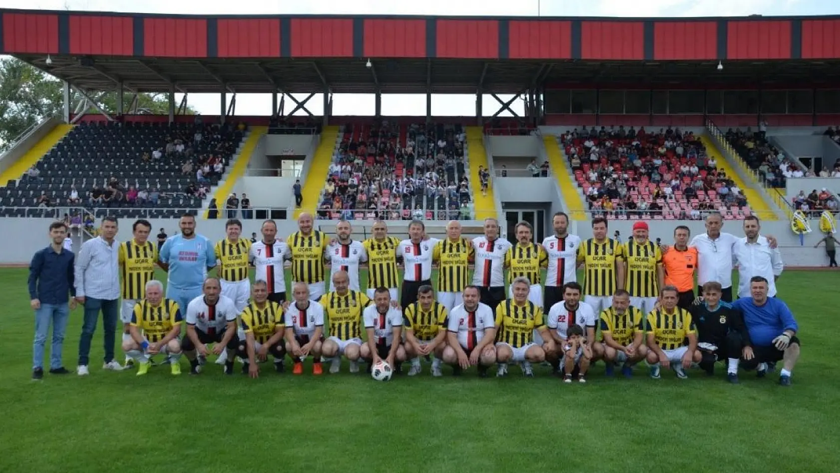 Tavşanlı'da Gemçlikspor ve Moymulspor birlikte sezon açılışı gerçekleştirdi