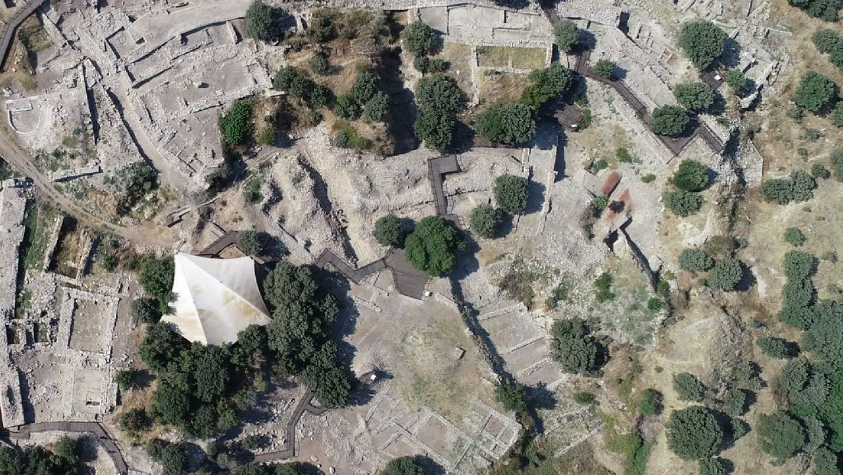 Troya Müze Müdürü Rıdvan Gölcük: 'Müze sayesinde antik kentin yerinin de Türkiye'de olduğu vurgusu oldukça artıyor'