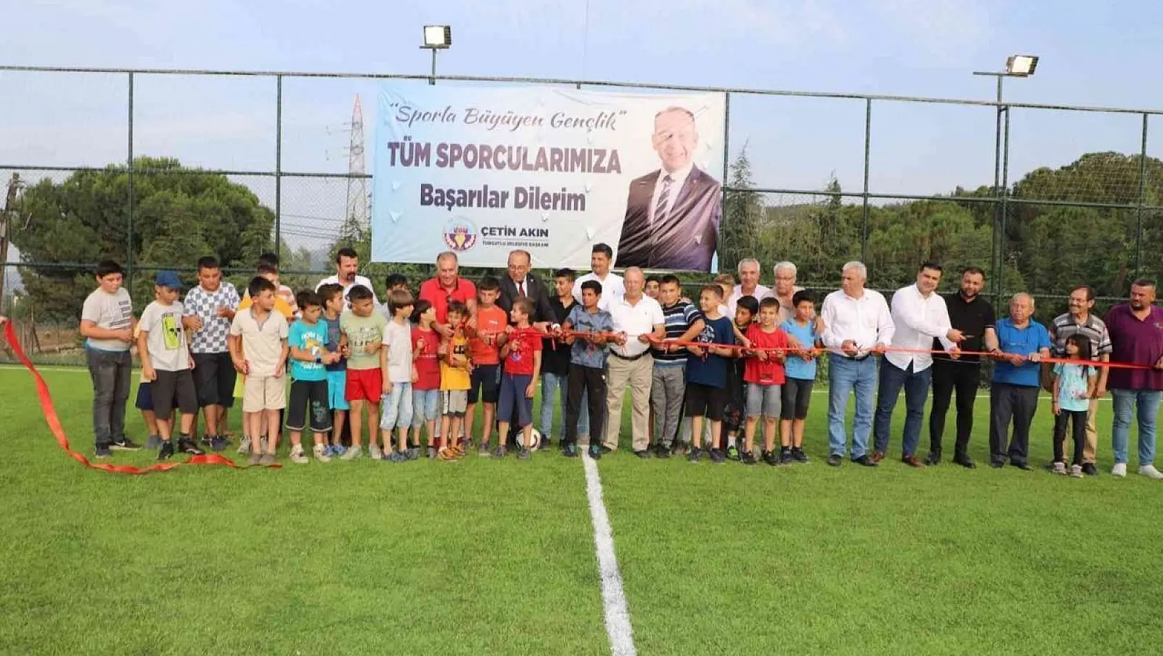 Turgutlu'da 4 yeni spor tesisi hizmete açıldı