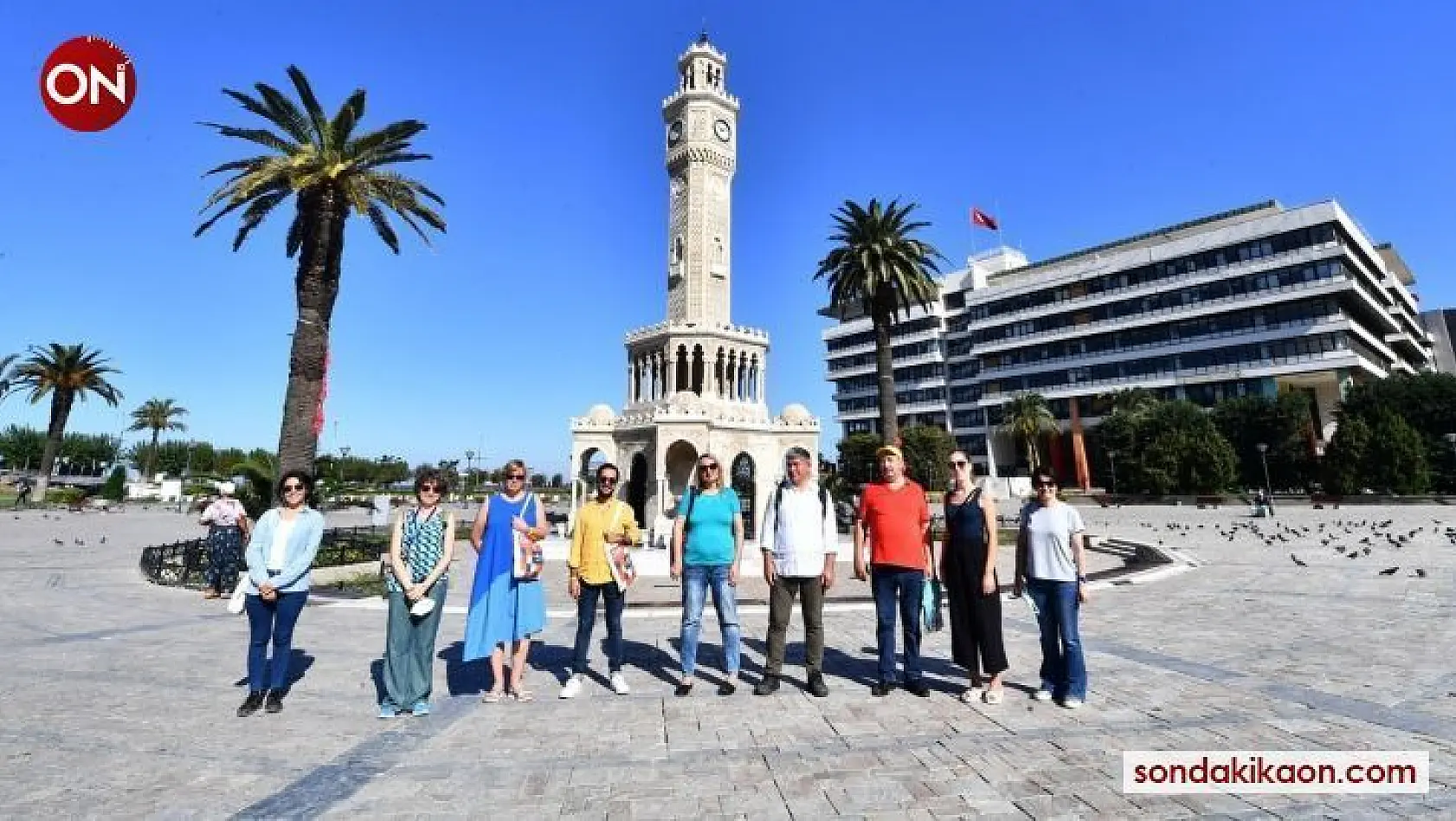 Uluslararası Kültür Zirvesi konukları İzmir'i adımladı