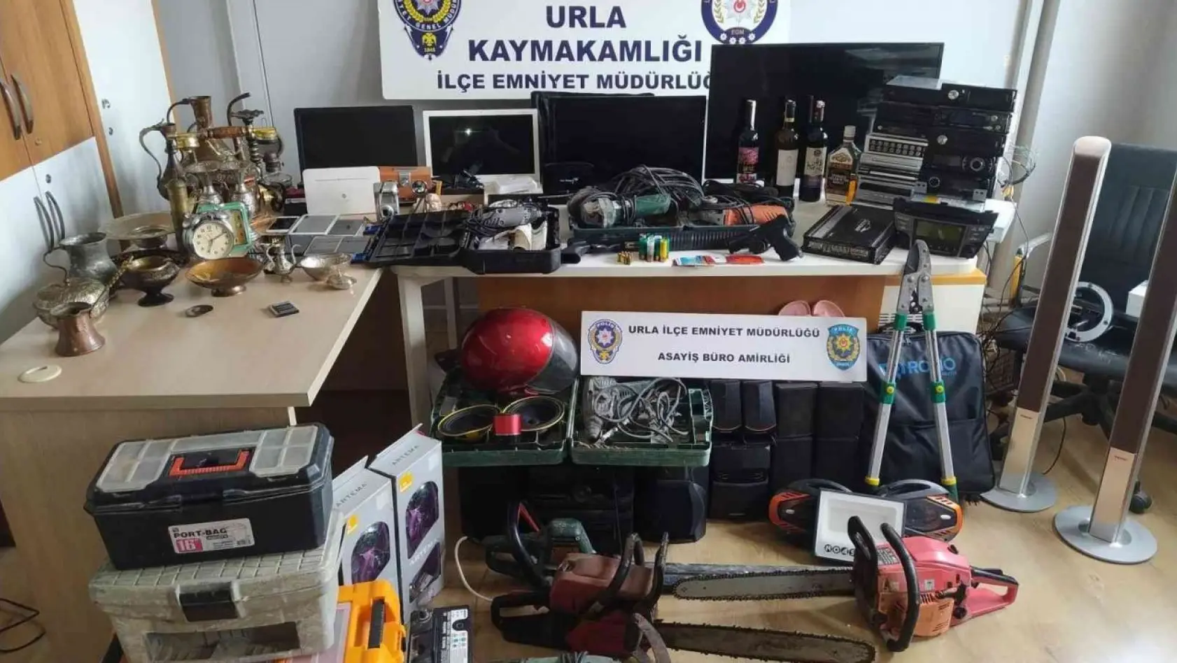 Urla'da yakalanan 3 hırsızlık şüphelisi tutuklandı