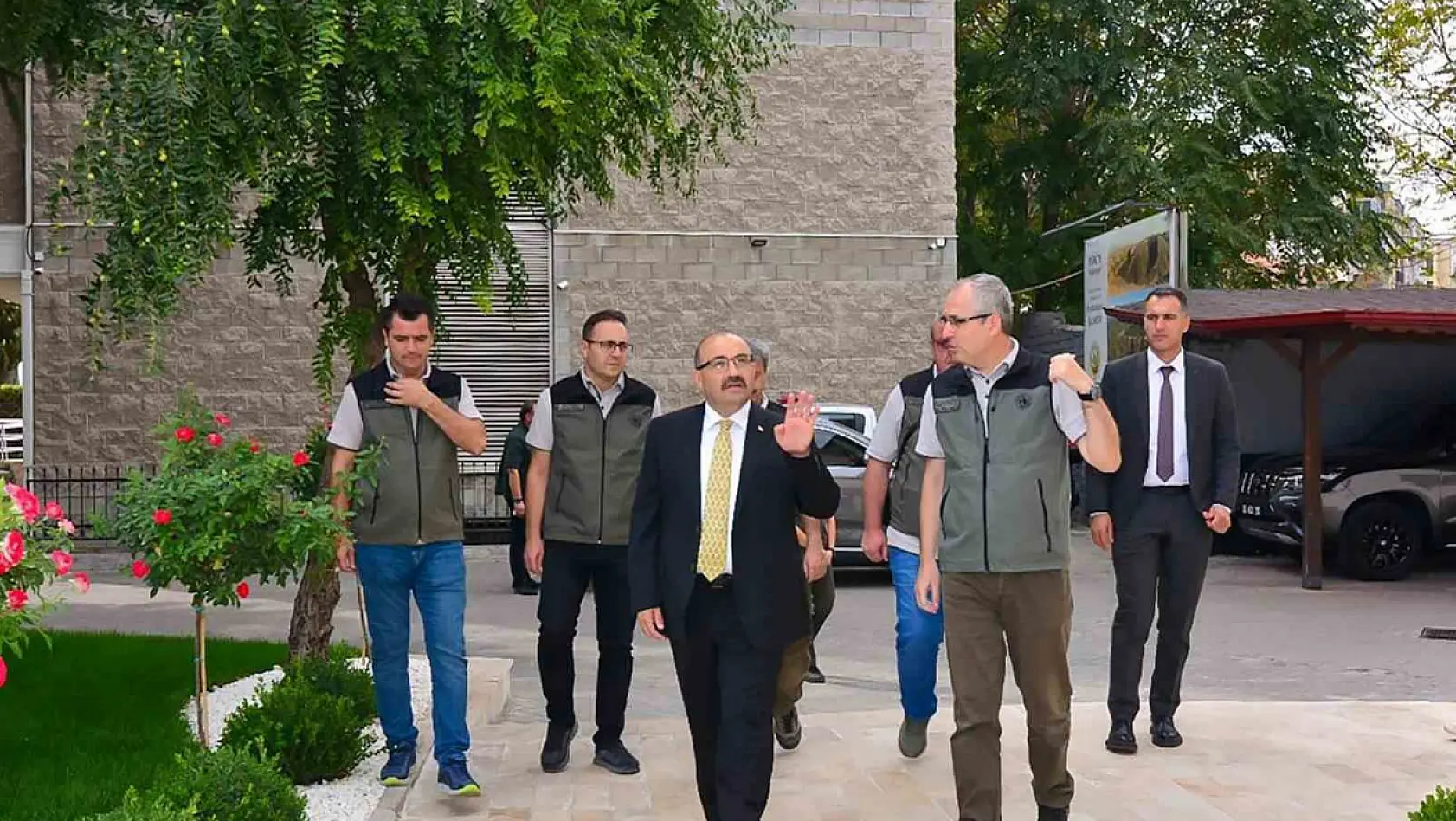 Vali Ustaoğlu, Orman Bölge Müdüründen brifing aldı