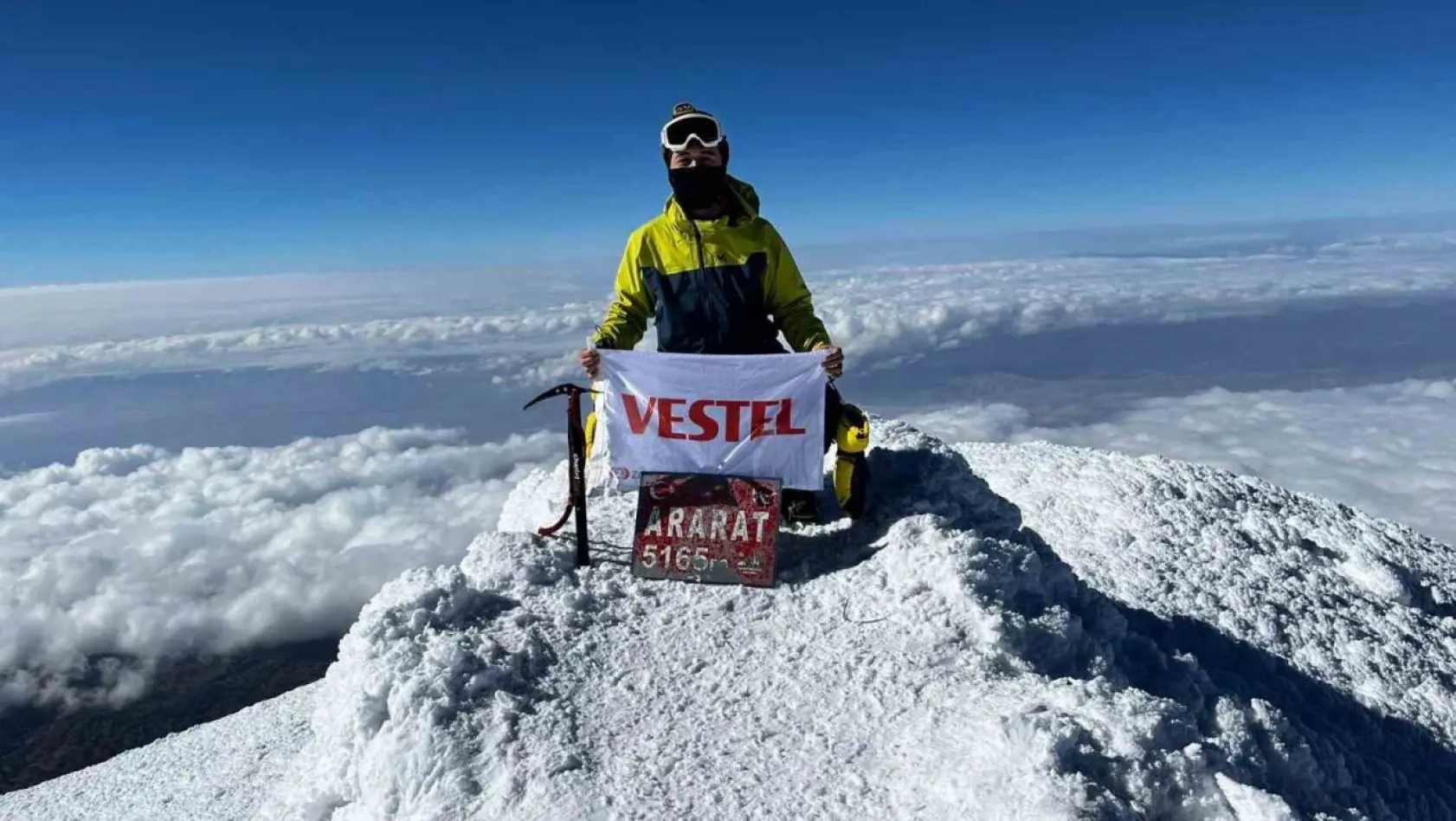 Vestel çalışanının ilk solo tırmanışı Ağrı Dağı'na