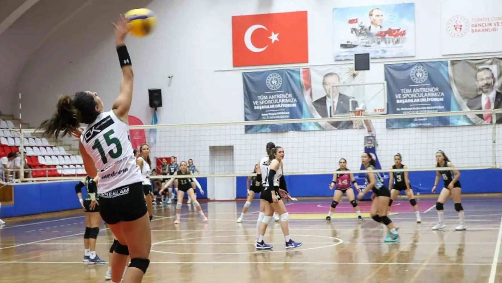 Voleybol Bölgesel Lig Finalleri, Aydın'ın ev sahipliğinde başladı