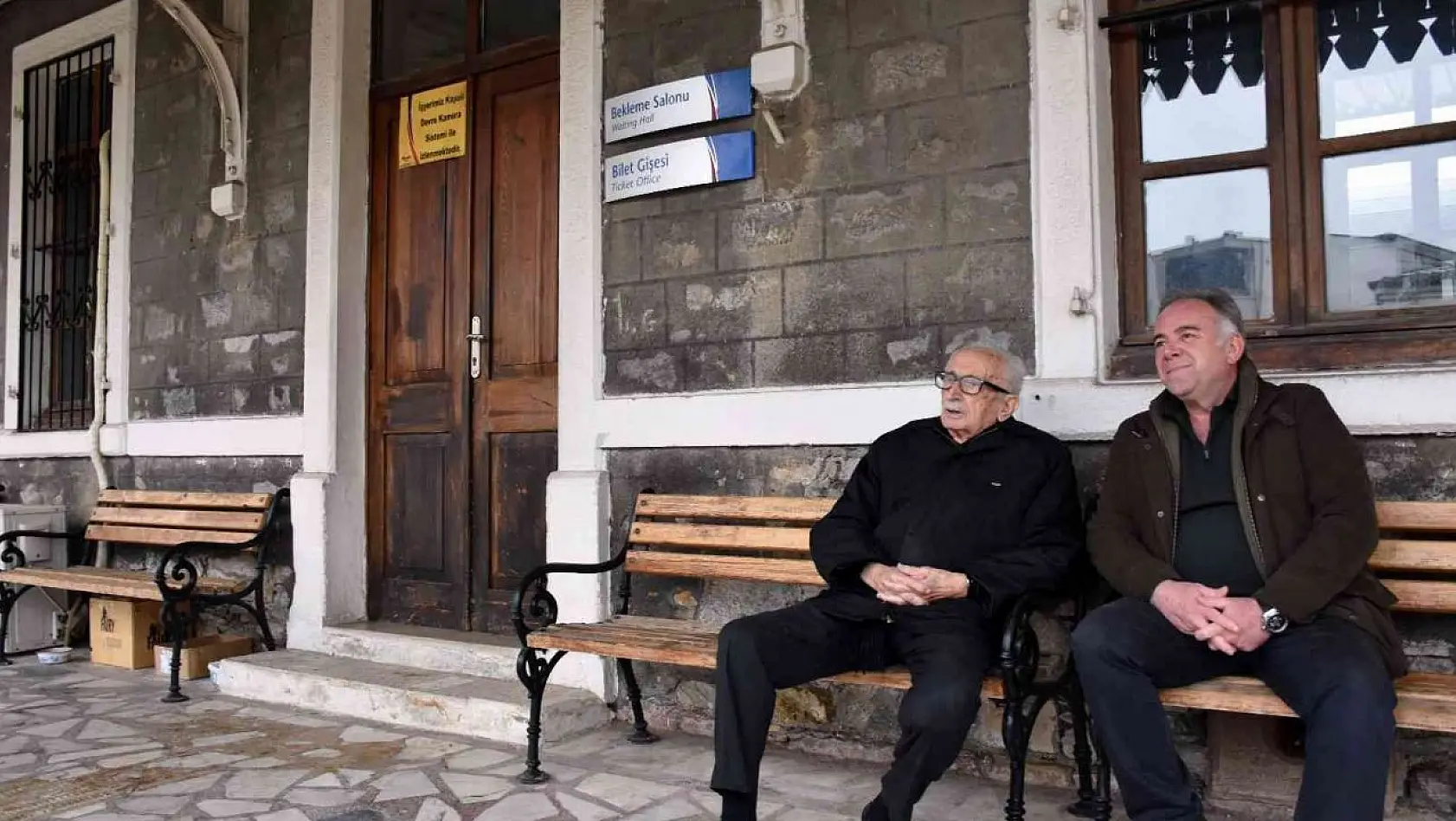 Yazar Benazus, Atatürk'le tanıştığı yere 85 yıl sonra geldi