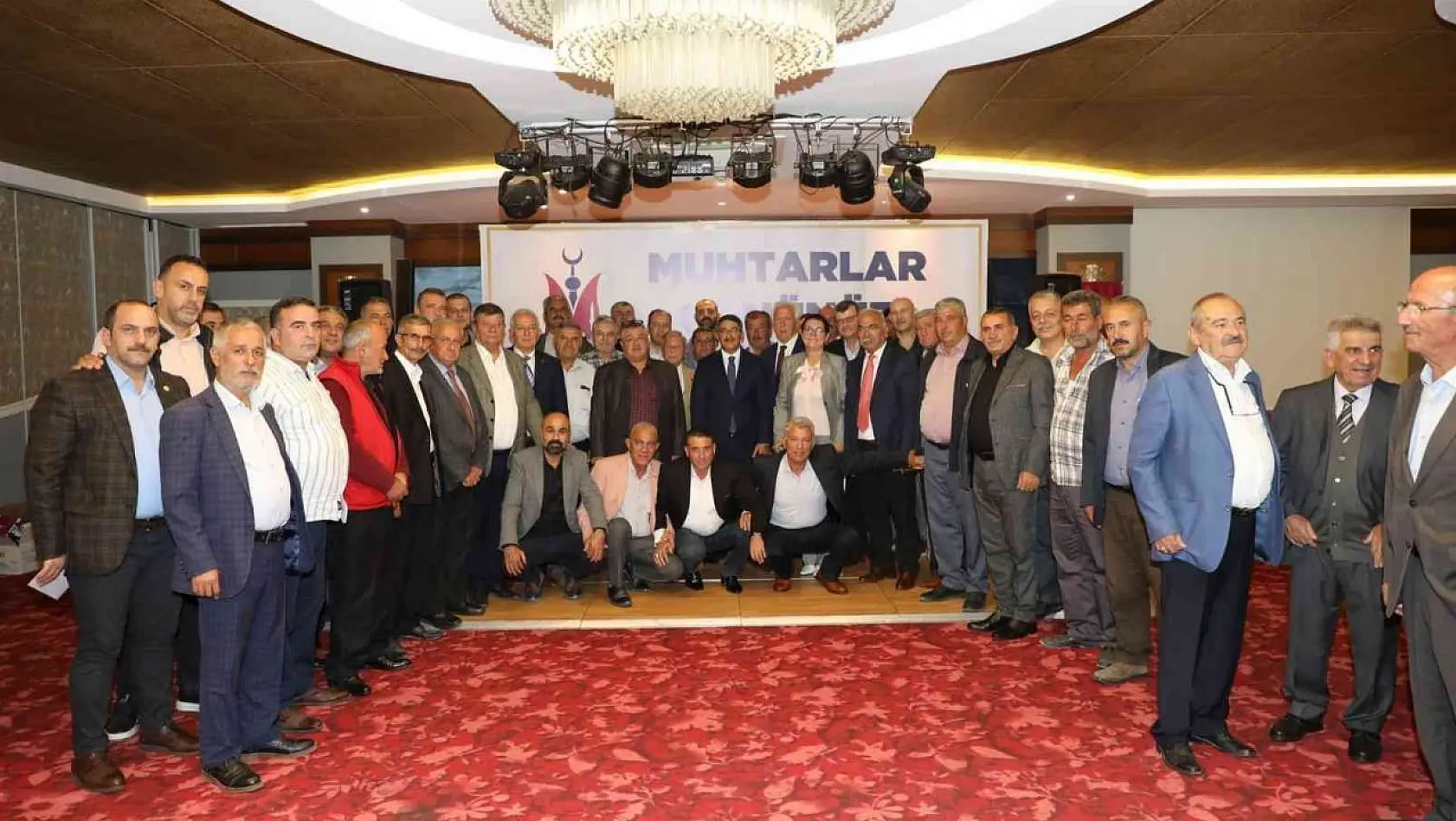 Yunusemreli muhtarlar Çanakkale'yi gezdi, Şehzadeler'in muhtarları ise İstanbul'a gidecek