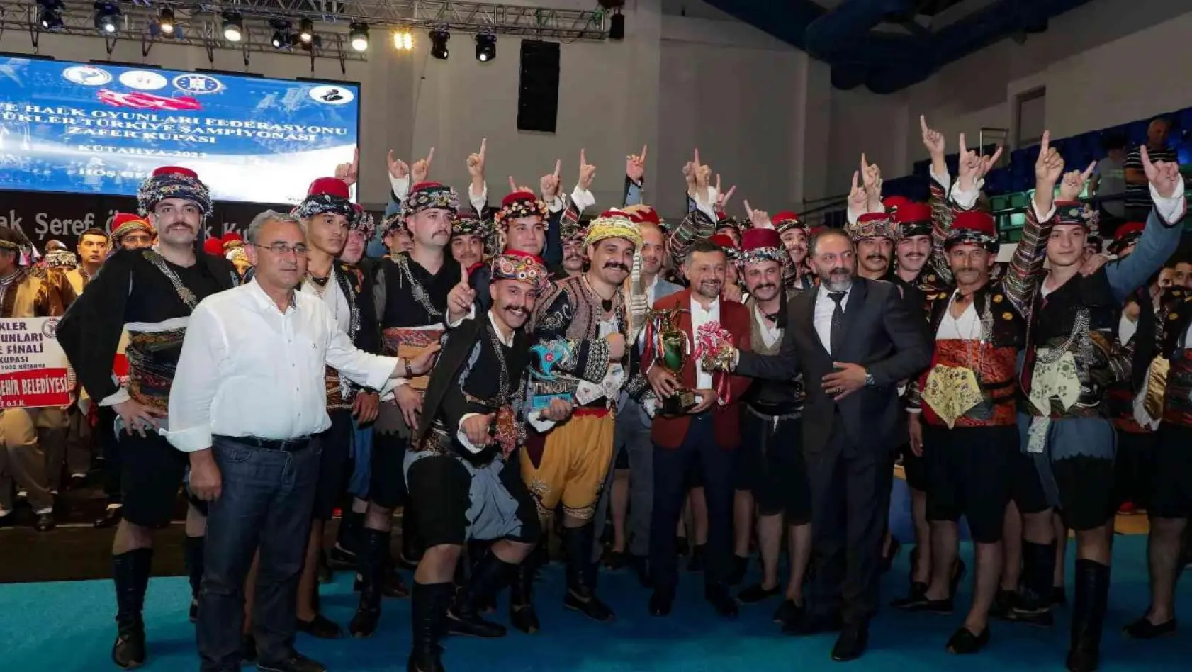 Zafer Kupası'nda biricilik İzmir Egezade Kültür ve Sanat Gençlik Spor Kulübü'nün